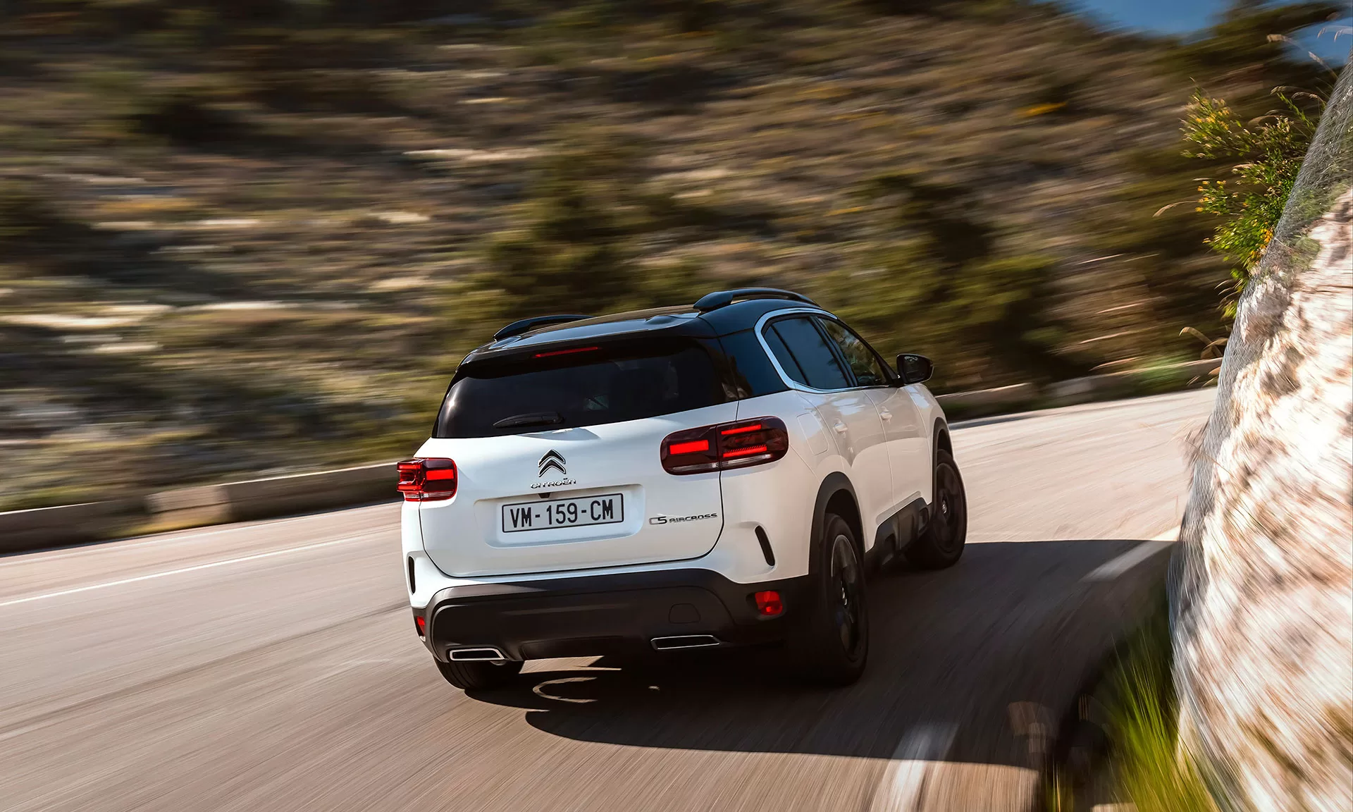 Citroen C5 Aircross Hybrid 136 jpg