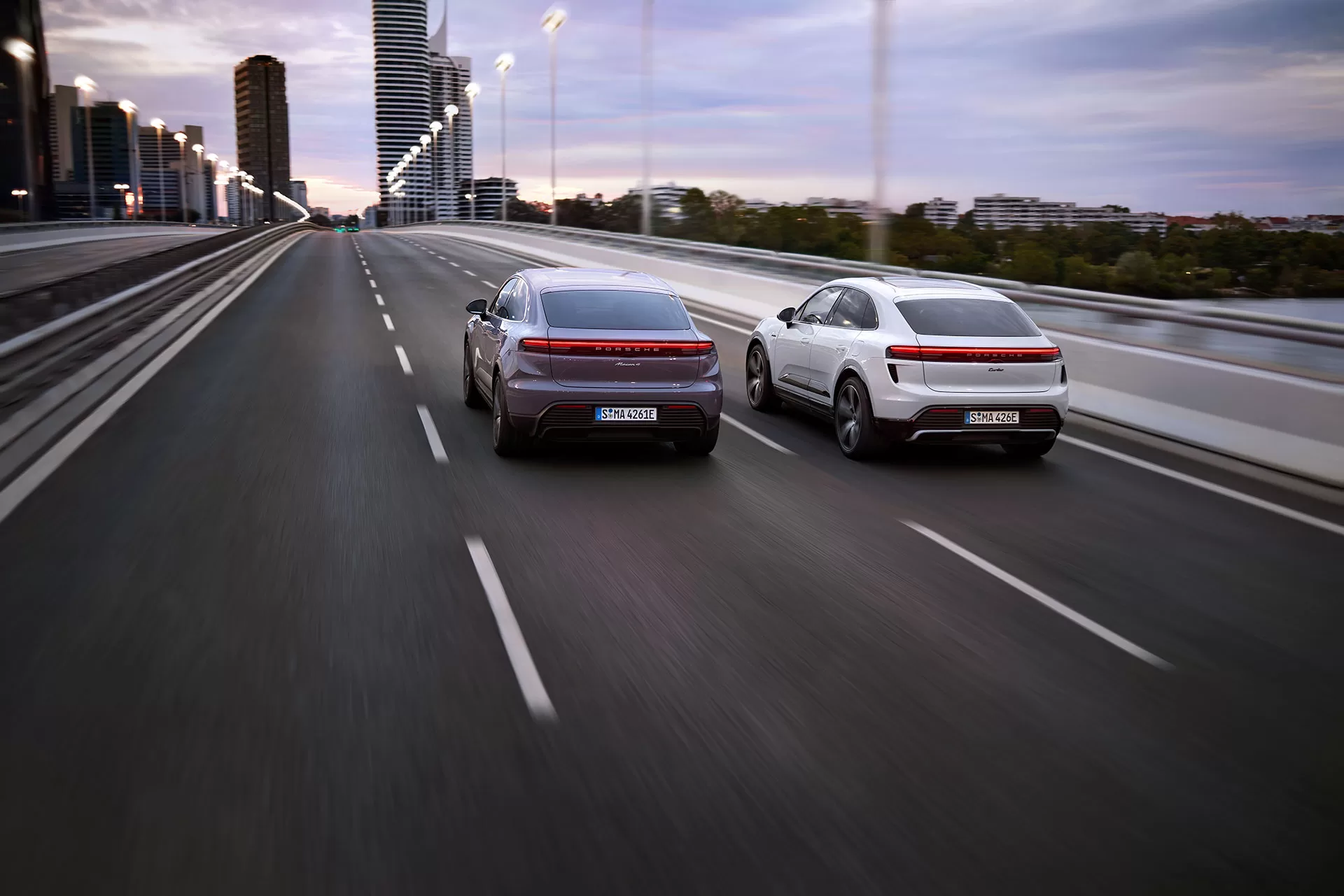 Macan 4 Macan Turbo 1 jpg