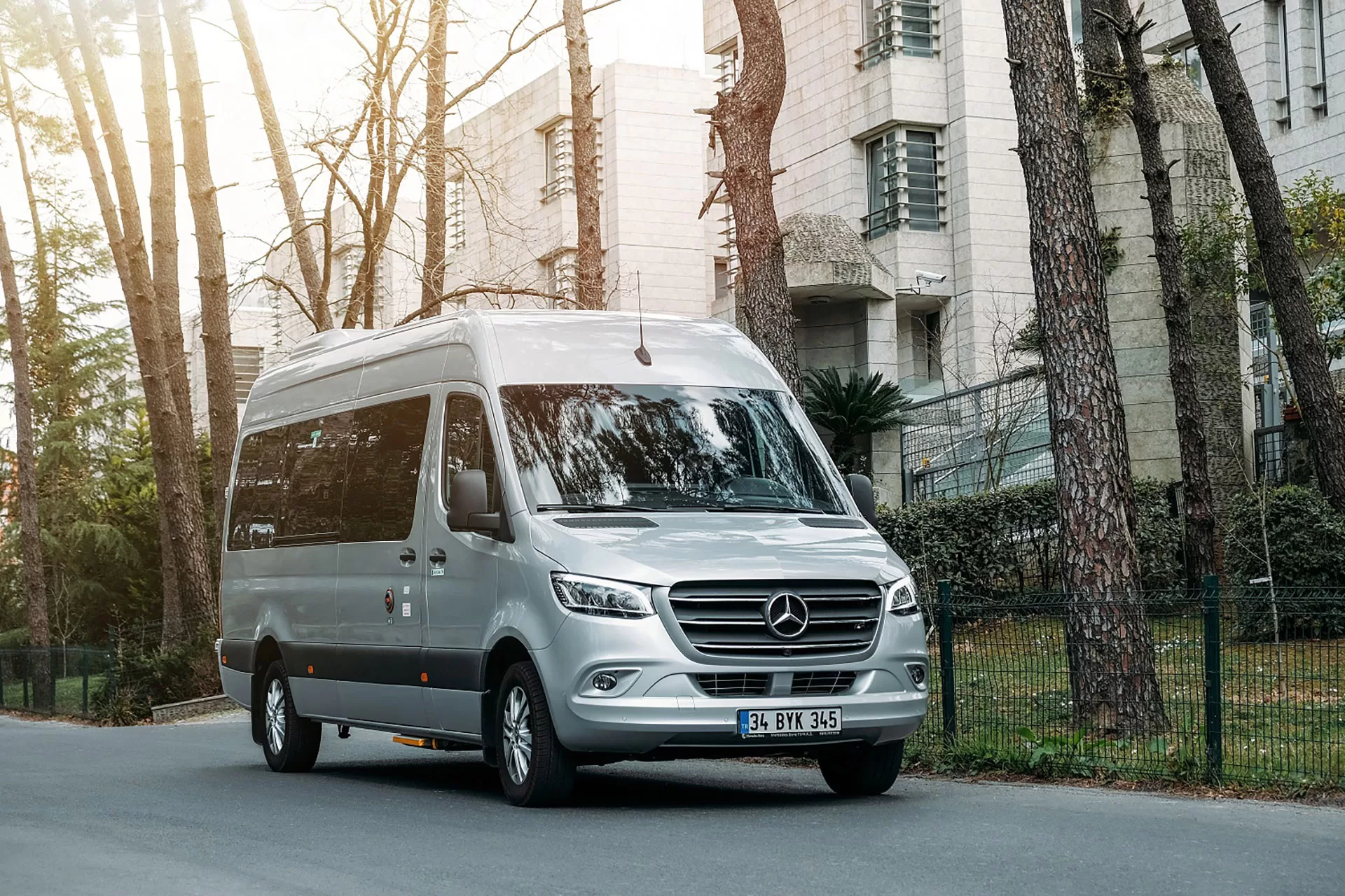 Mercedes Benz Sprinter jpg