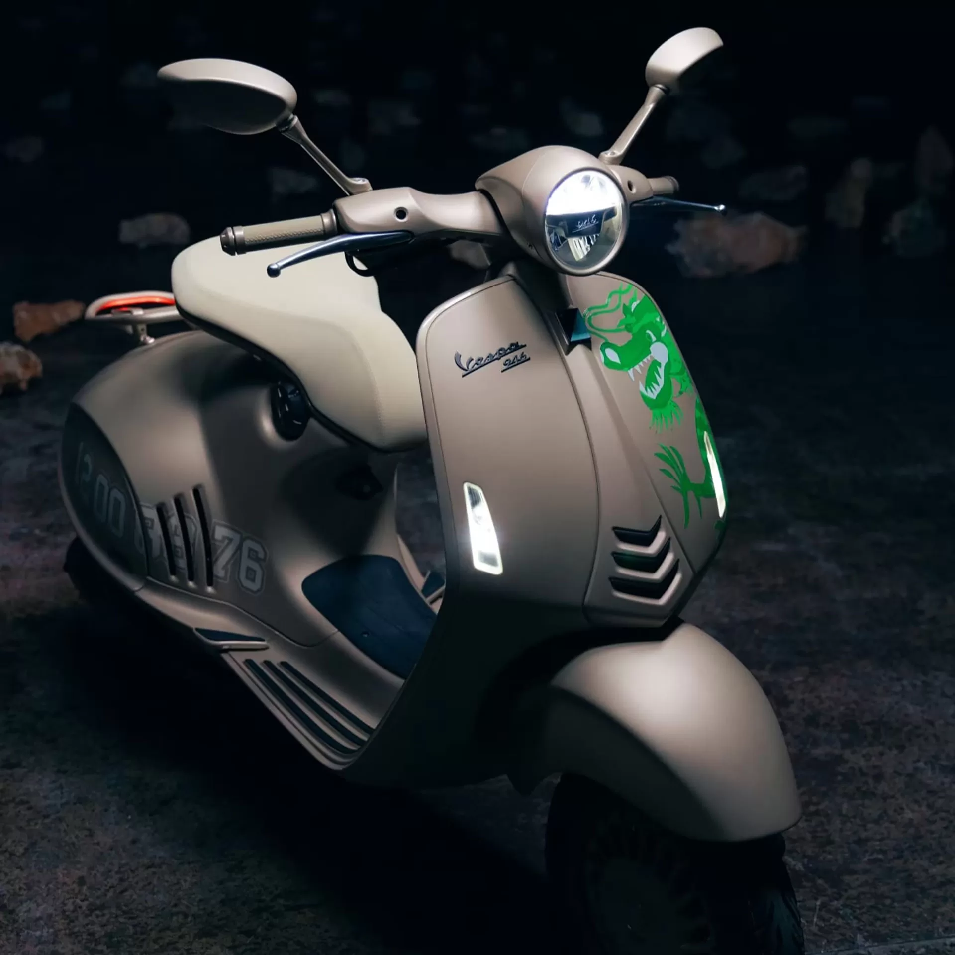 Vespa 946 Dragon 5 jpg