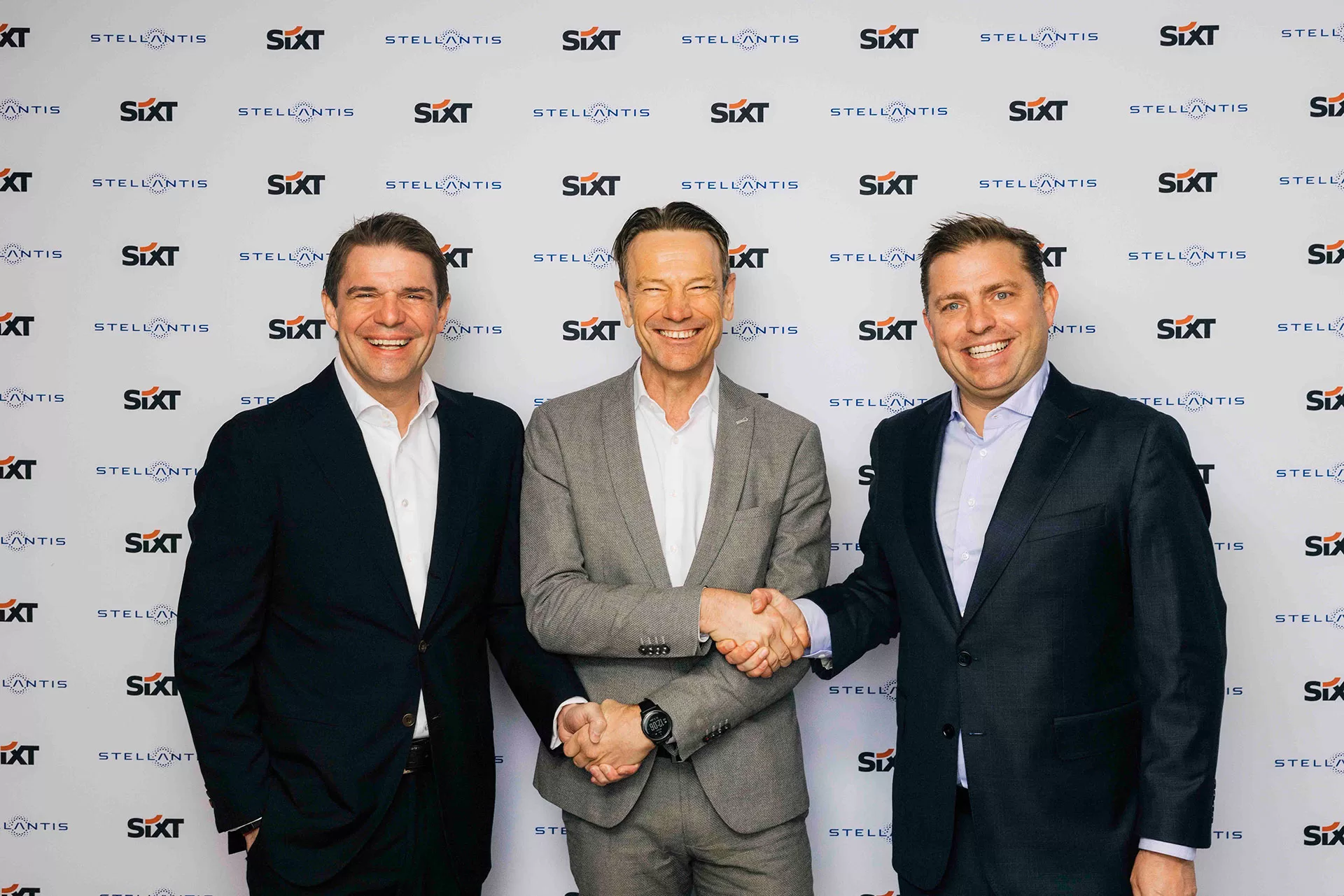 Sixt CEO Alexander Sixt Stellantis COO Enlarged Europe Uwe Hochgeschurtz Sixt CEO Konstantin Sixt jpg