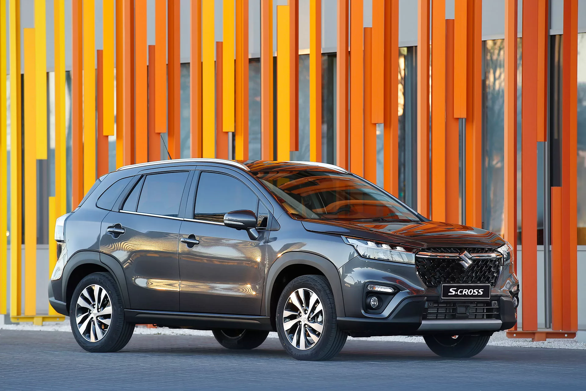 Suzuki S CROSS jpg