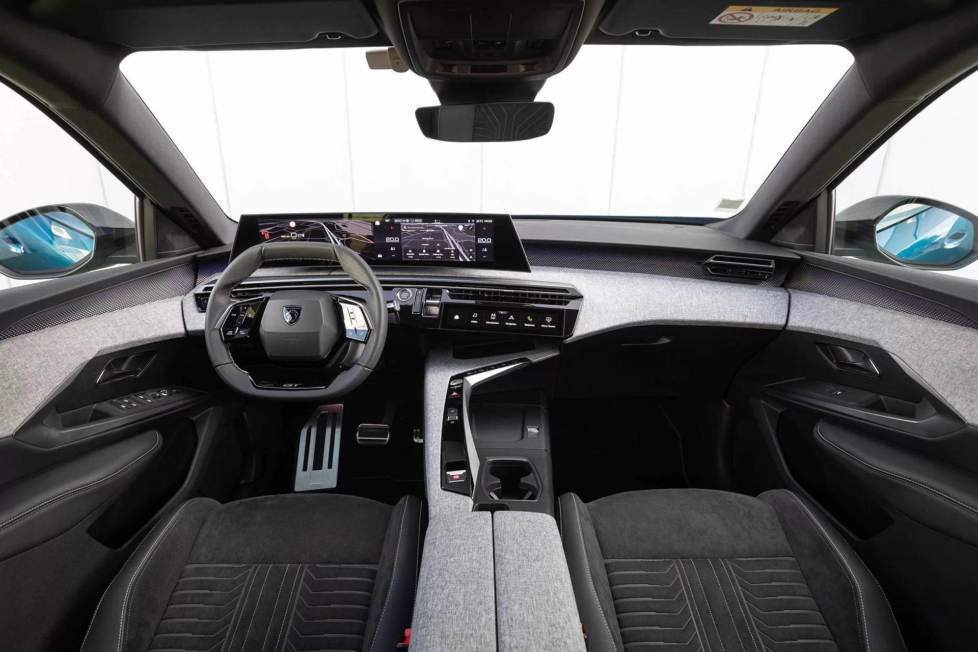 YENI PEUGEOT E 3008 5 jpg