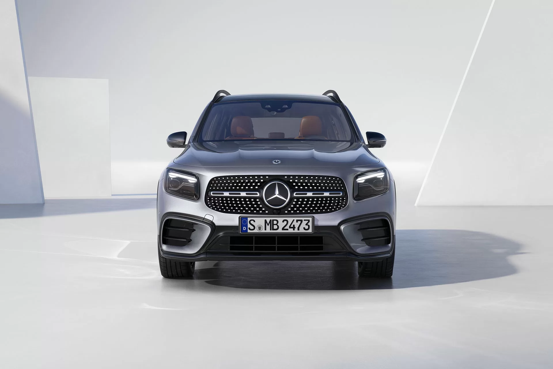 Yeni Mercedes Benz GLB 2 jpg