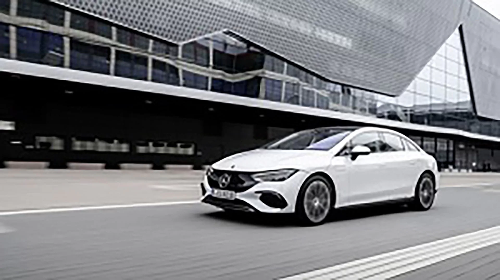 mercedes benz eqe jpg