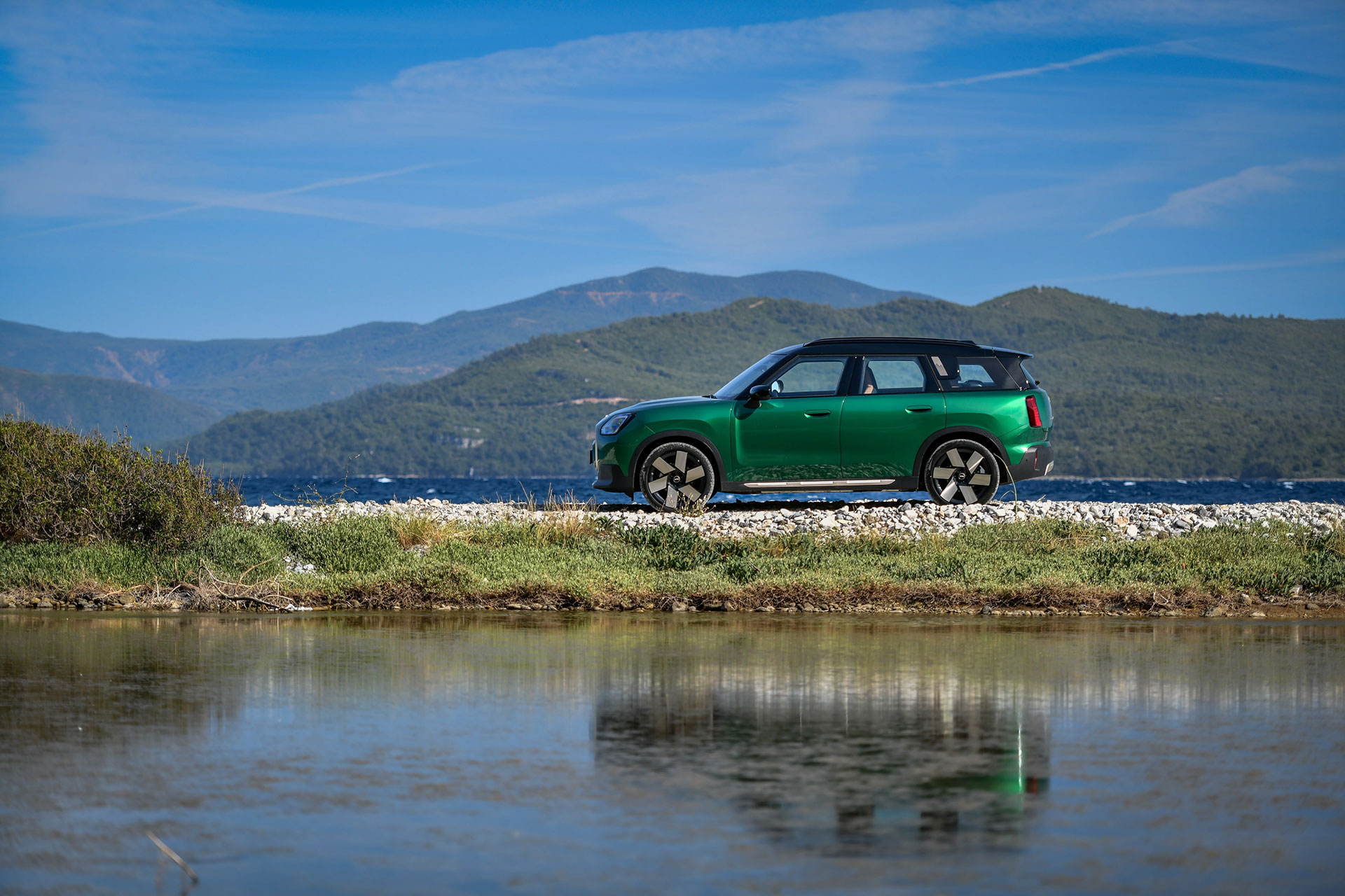 BMW X2 ve Countryman Yollarda: Heyecan Verici Lansman
