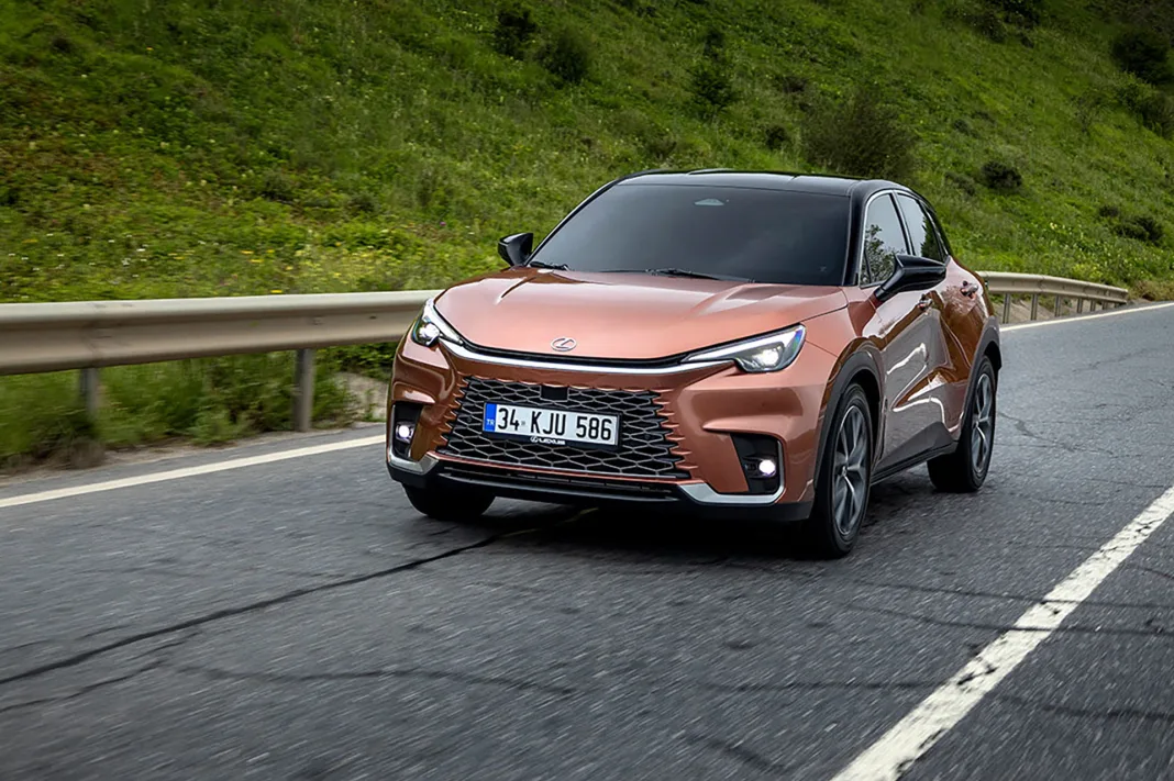 Lexus LBX