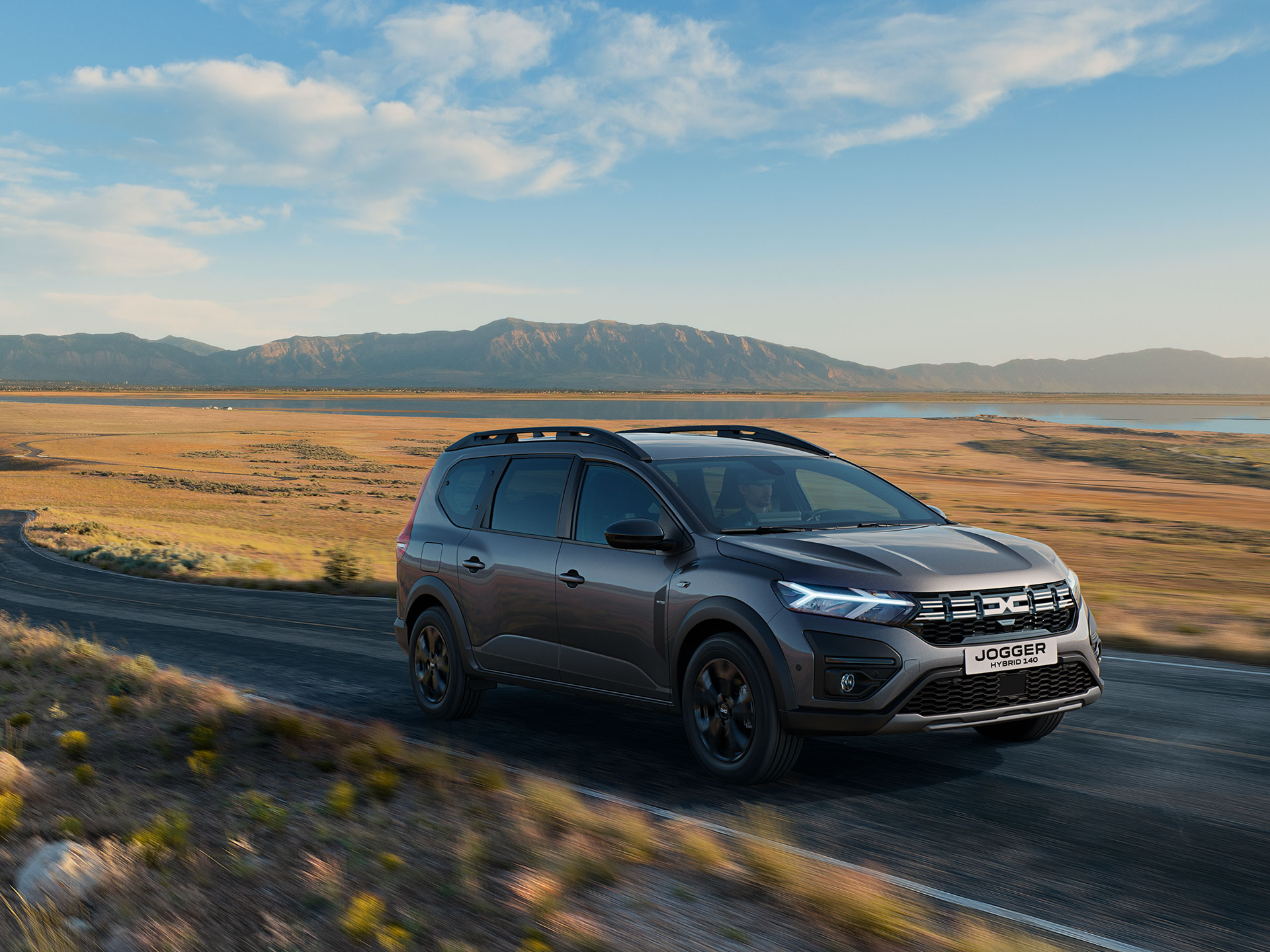 Dacia Jogger HYBRID 140 Türkiye'de 1 Dacia Jogger HYBRID 140