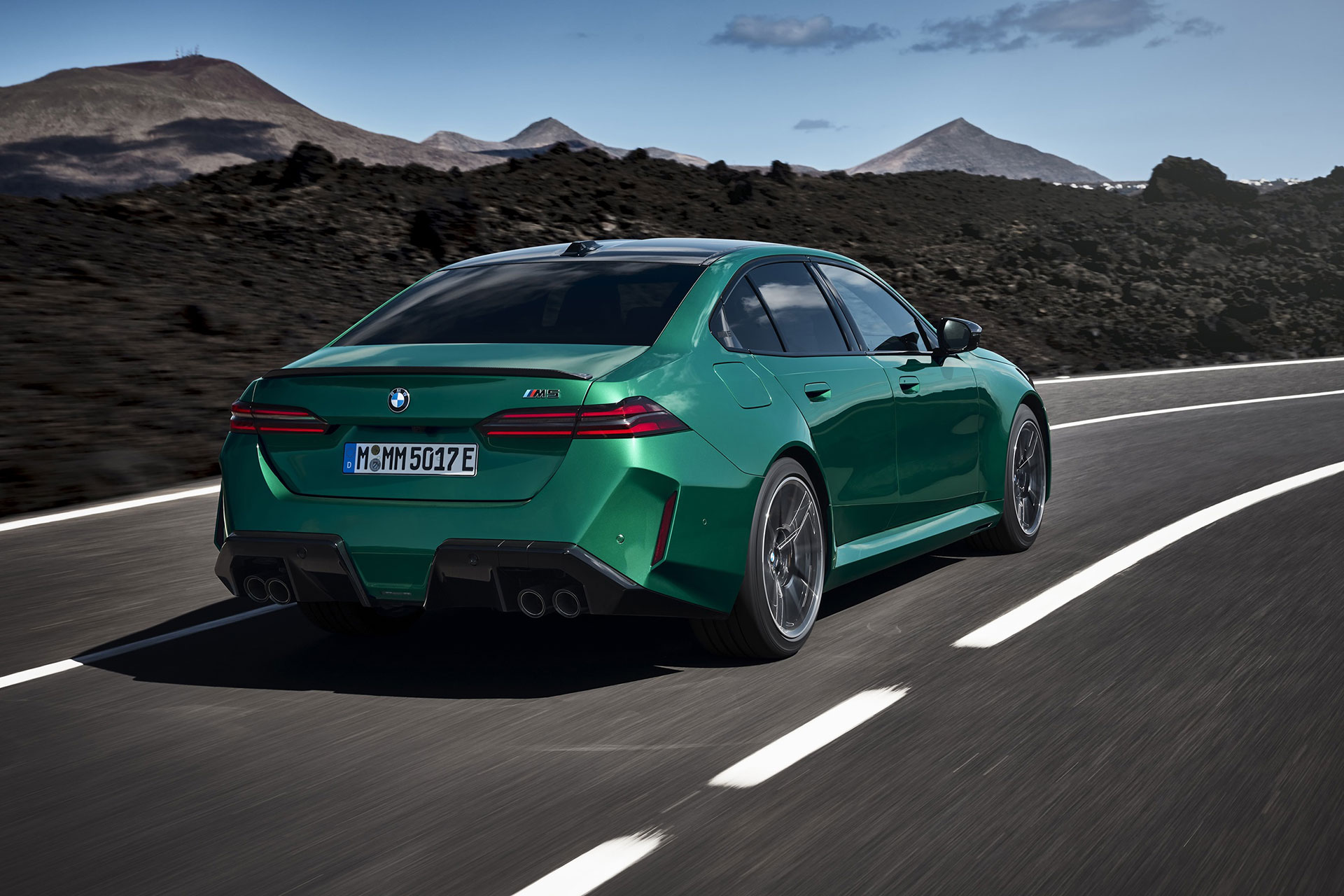 Yeni BMW M5 Sedan 1