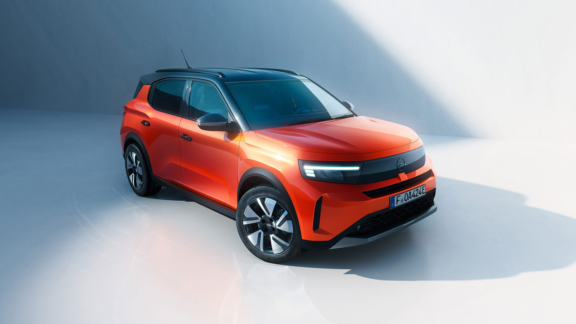 Stellantis'ten 30 Yeni Hibrit Model