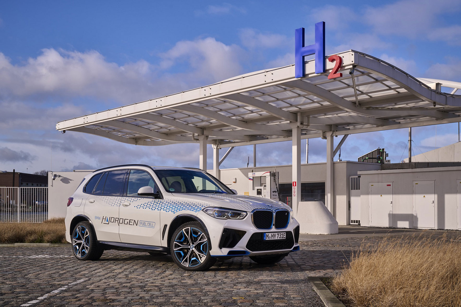 Hidrojenle Çalışan BMW 2028'de Geliyor 1 Hidrojenle Çalışan BMW 2028'de Geliyor