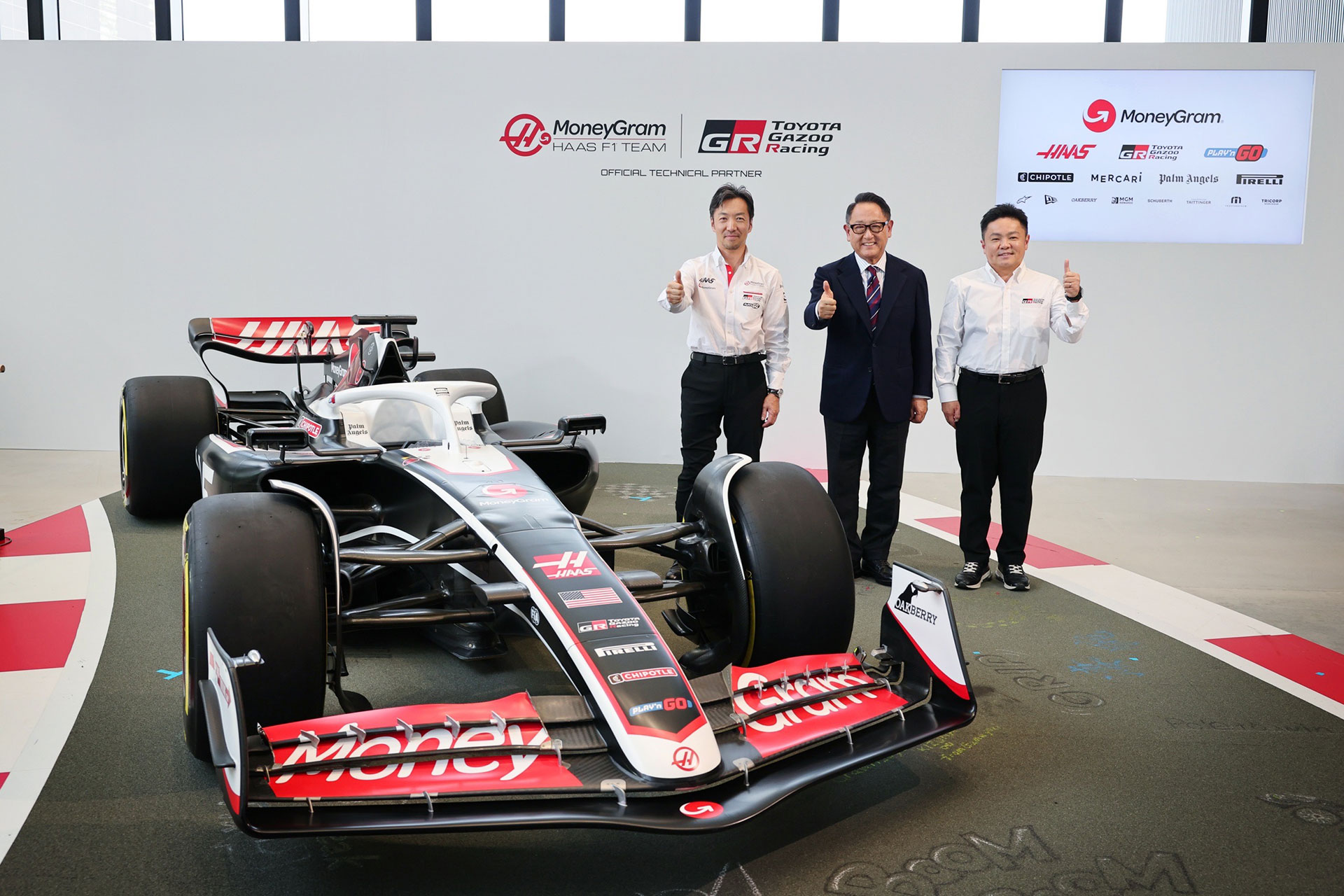 MoneyGram Haas F1 Takimi Takim Direktoru Ayao Komatsu Toyota Motor Corporation Yonetim Kurulu Baskani Akio Toyoda ve GAZOO Yaris Sirketi Baskani Tomoya Takahashi