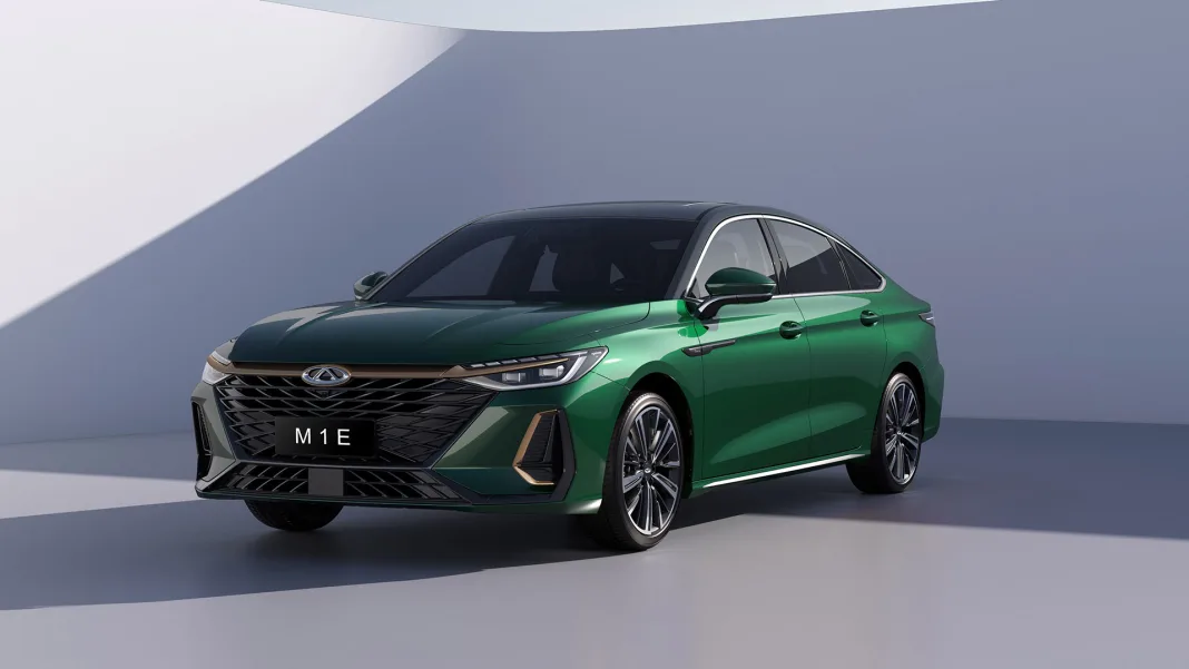 Chery ARRIZO 8: Gökyüzü Evi Hissi