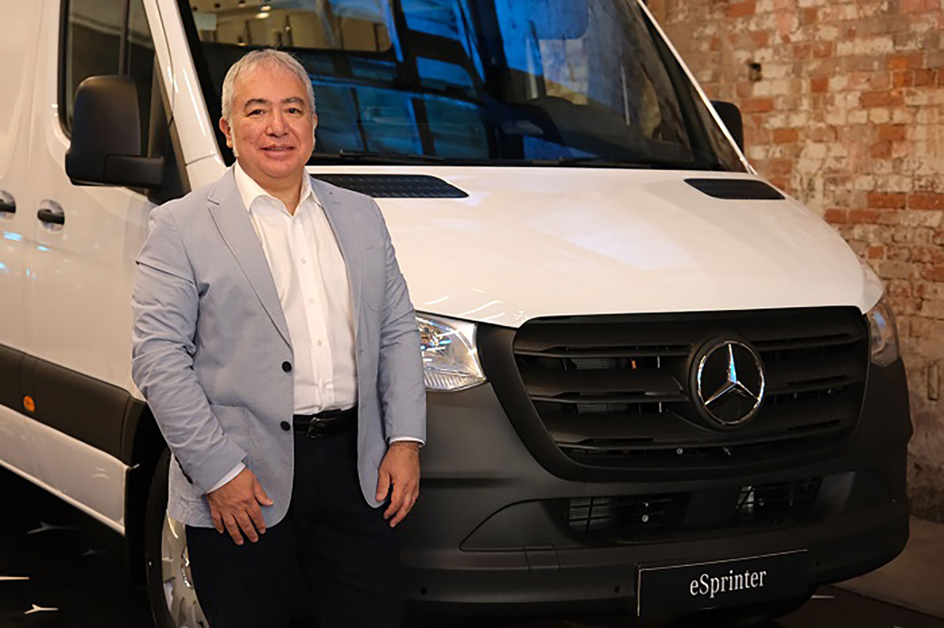 Mercedes-Benz Hafif Ticari Araçlar İcra Kurulu Üyesi Tufan Akdeniz