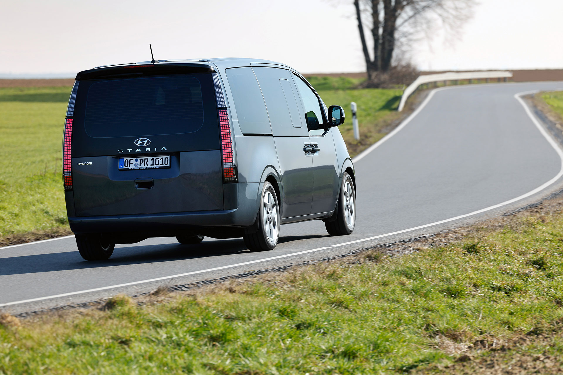 Hyundai STARIA Hibrit Türkiye'de