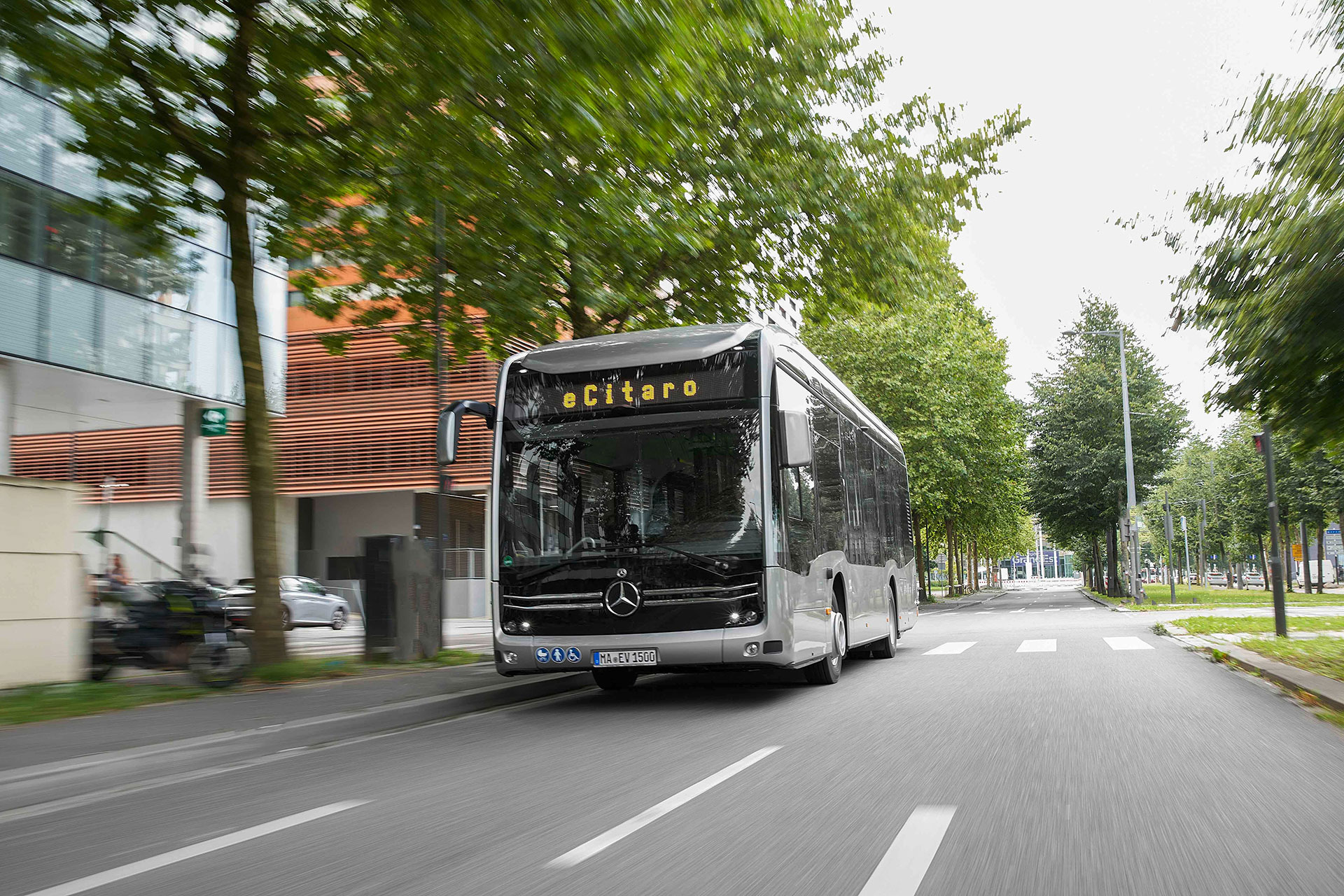 Daimler e-mobiliteye yatırım yapıyor