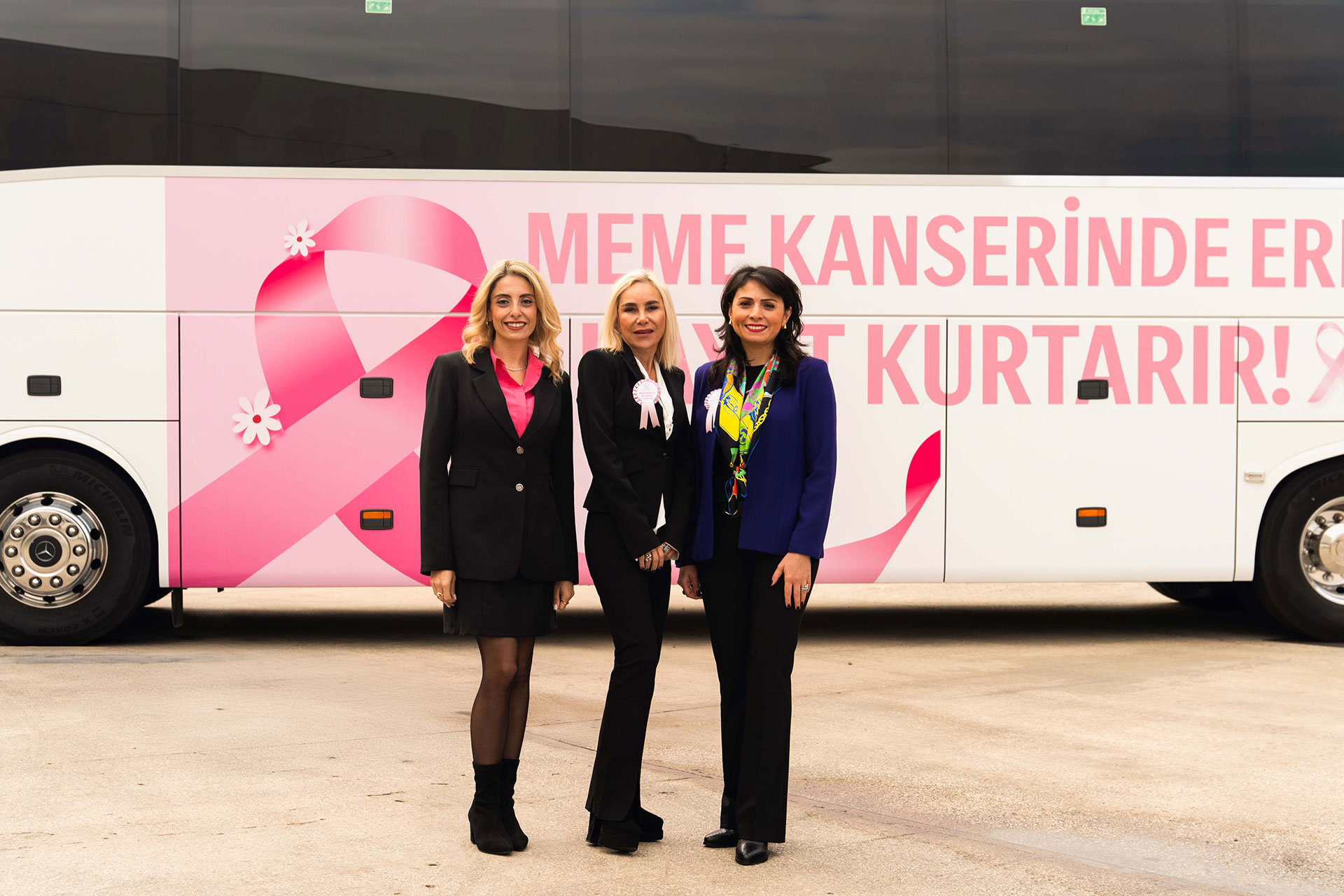 Mercedes-Benz den Meme Kanseri Farkındalık Yolculuğu
