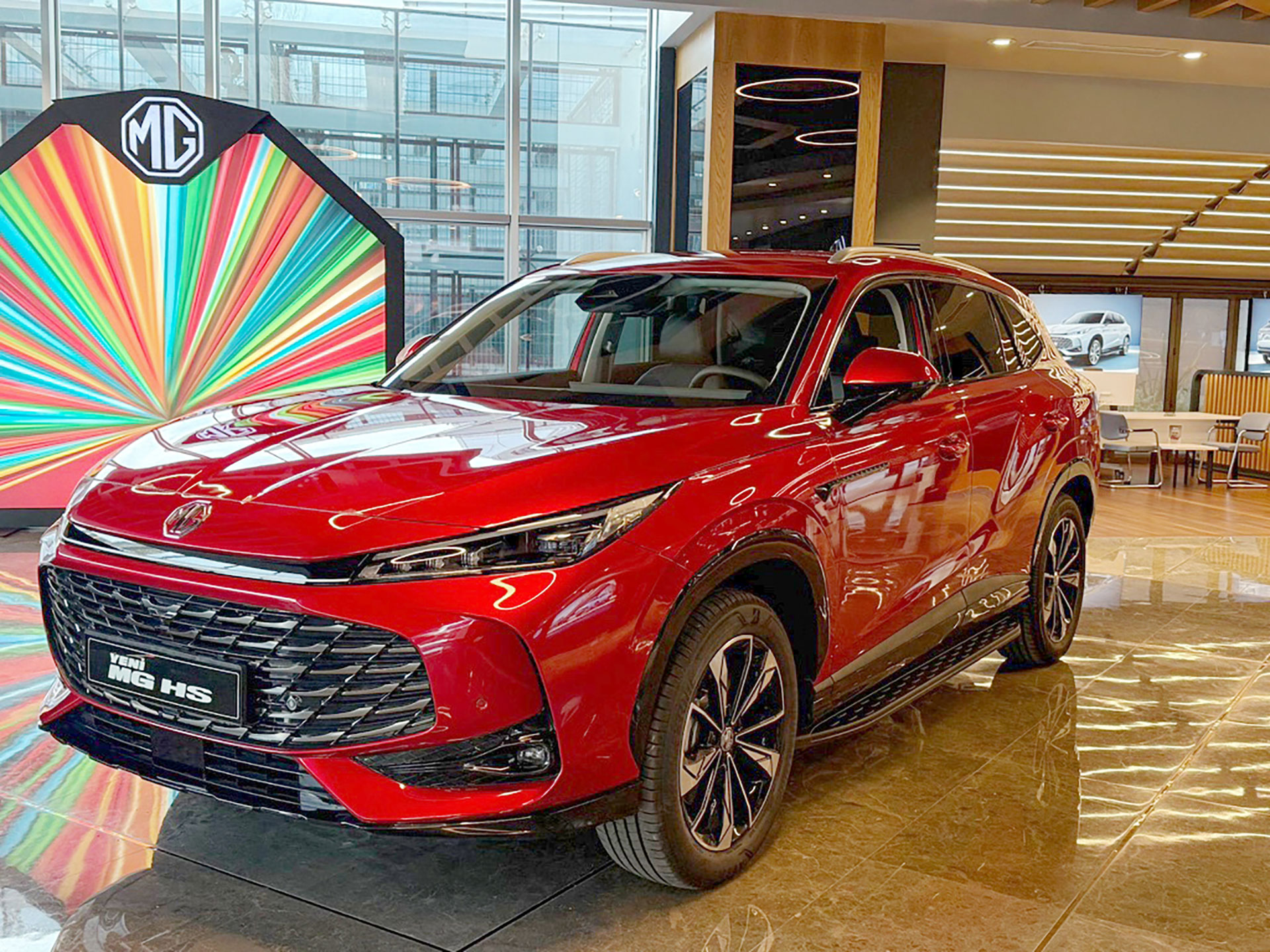 Yeni MG HS: Teknolojiyle Buluşan Sürüş Keyfi