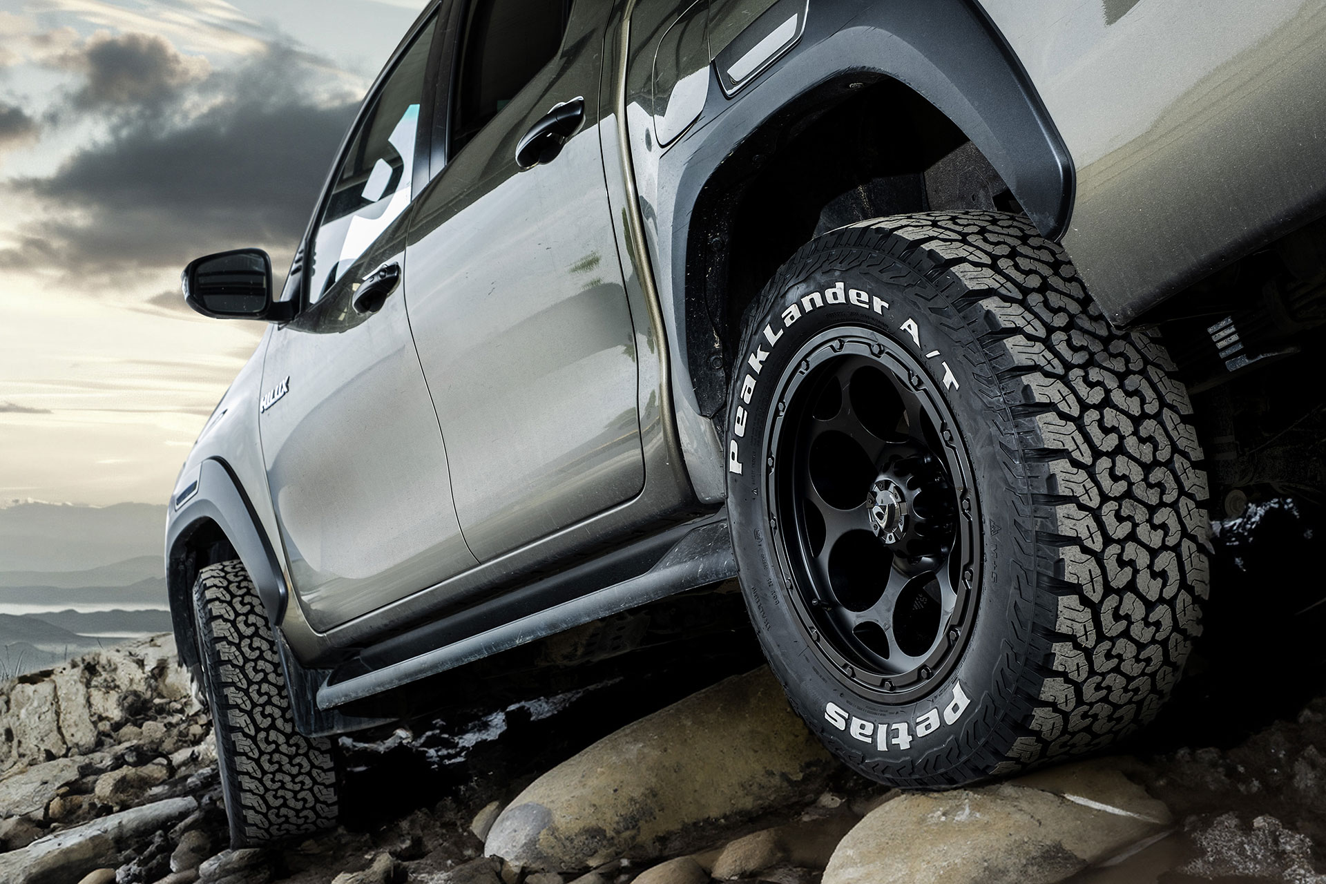 Petlas, offroad lastiklerini tanıttı