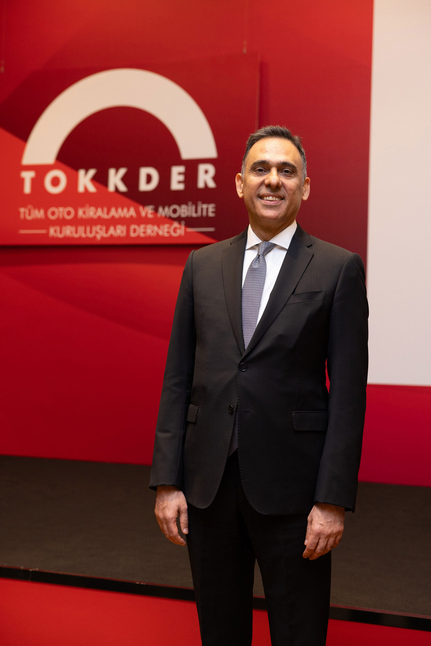 Araç Kiralama Sektörü 2024'te Büyümeye Devam Ediyor 1 TOKKDER Yönetim Kurulu Başkanı Kağan Yaşa