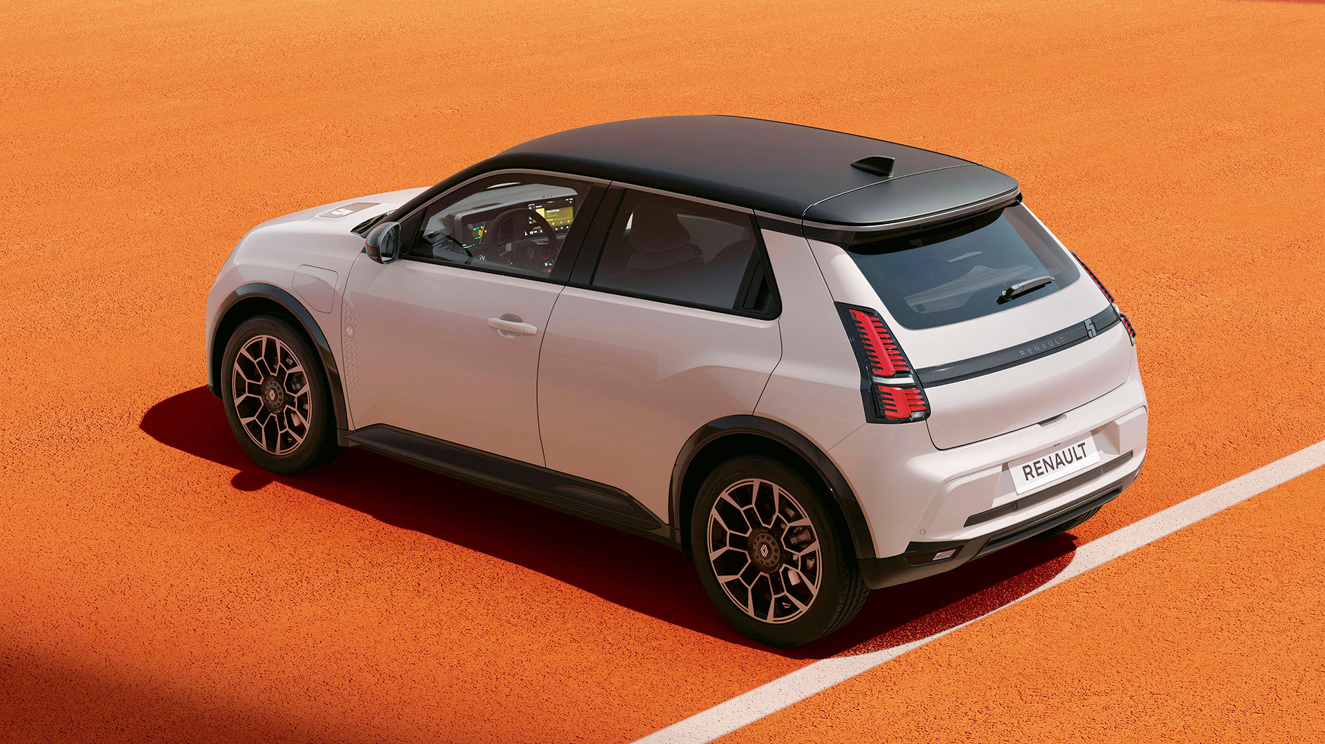 Renault 5 Roland-Garros: Elektrikli ve şık tasarım
