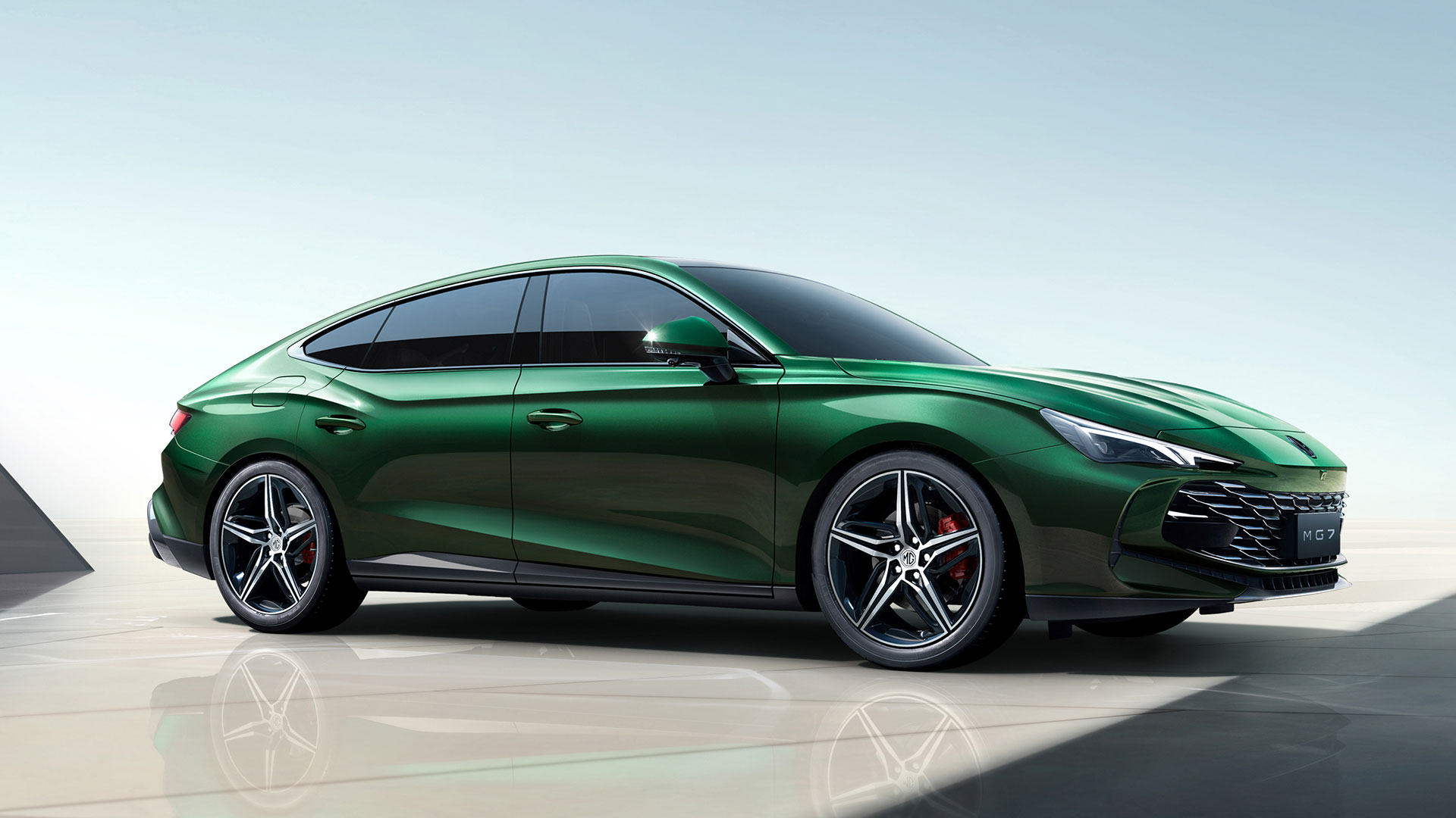 MG7 Yakında Türkiye'de: Yeni Sedan 2 MG7 Yakında Türkiye'de: Yeni Sedan