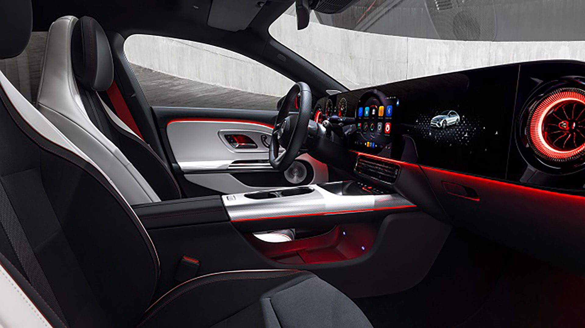 Yeni Mercedes CLA: İnovasyon ve Tasarım Bir Arada