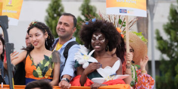Portakal Çiçeği Karnavalı: Adana'da yüz binler buluştu