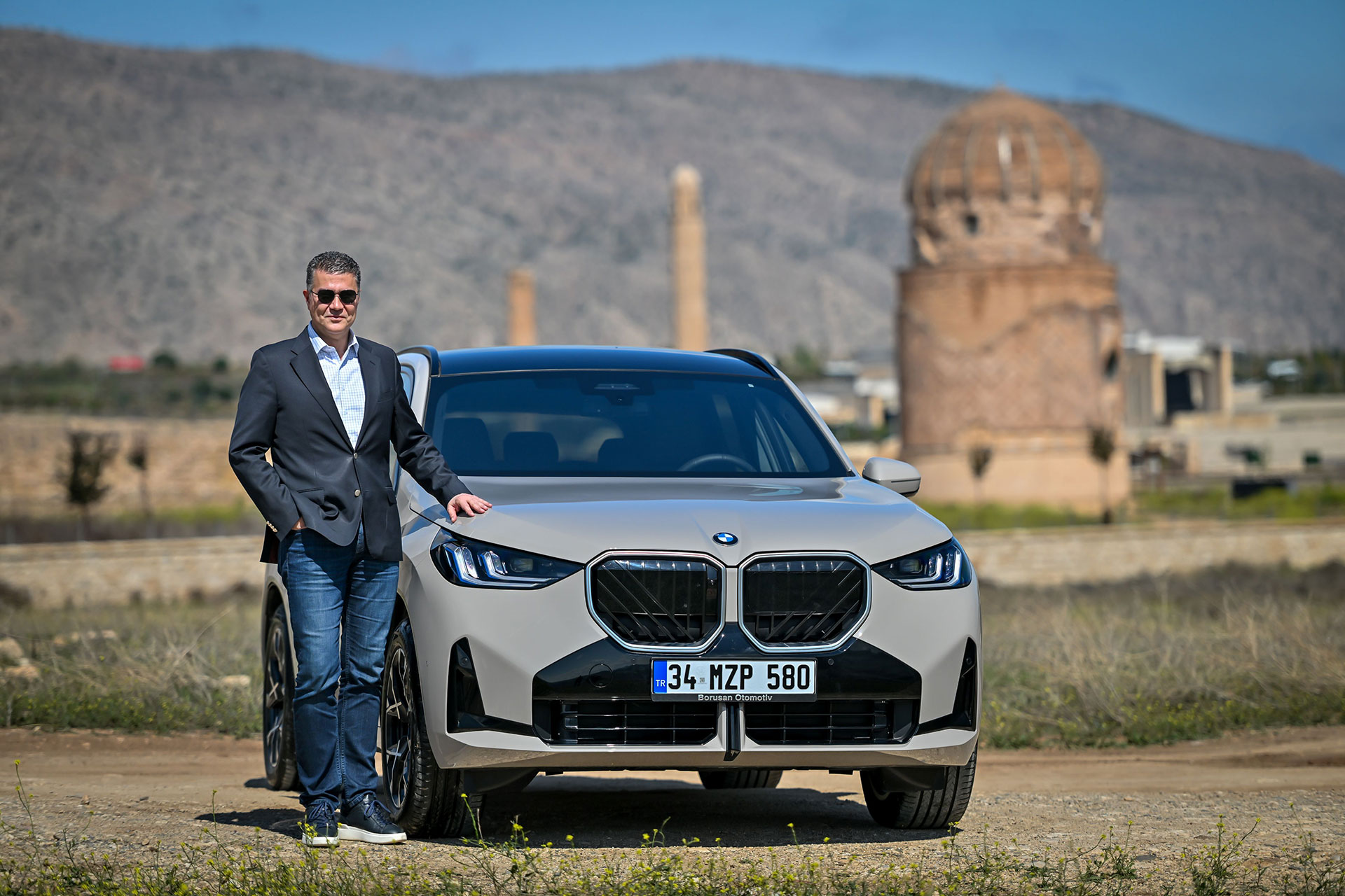 BMW'nin yeni modelleri, 2 Gran Coupé ve X3 2 Borusan Otomotiv İcra Kurulu Başkanı Hakan Tiftik