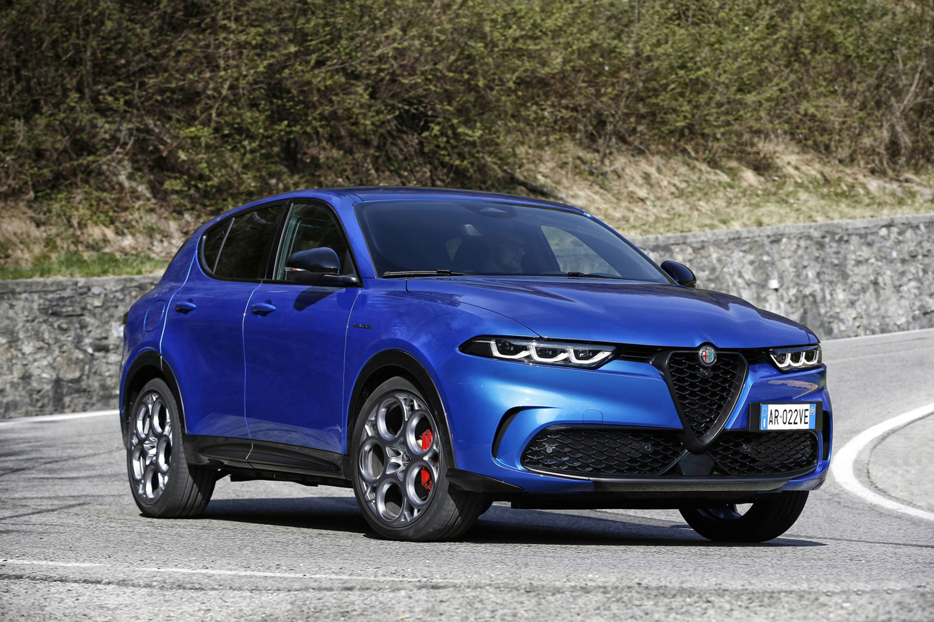 Alfa Romeo'da Nisan fırsatı: Kredi ve indirim avantajları 3 Alfa Romeo'da Nisan fırsatı: Kredi ve indirim avantajları