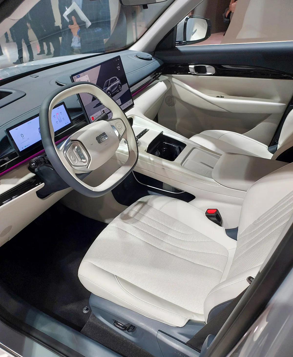 Geely E56