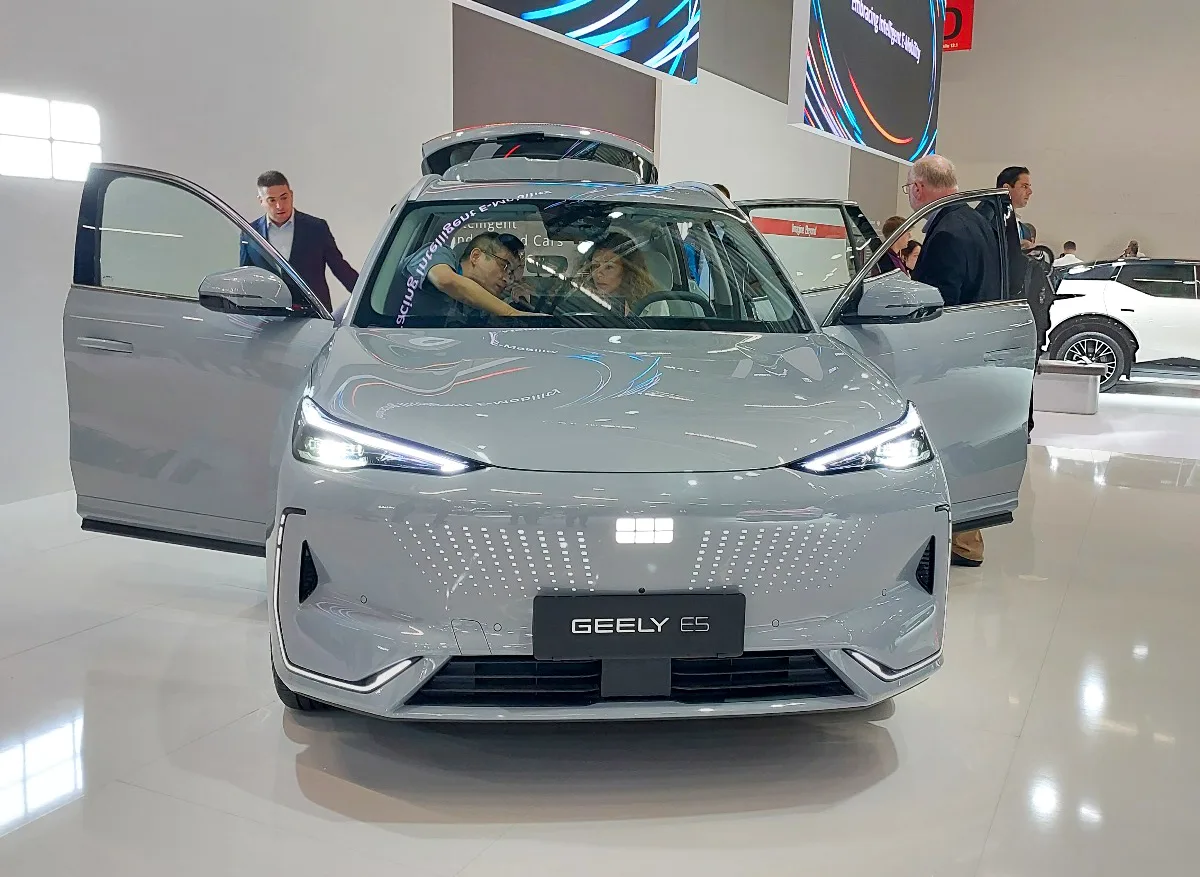 Elektrikli C SUV dünyasında yeni bir global oyuncu: Geely E5 1 Geely E58