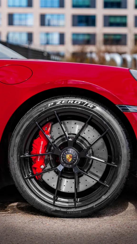 Pirelli P ZeroR Porsche911 tr3