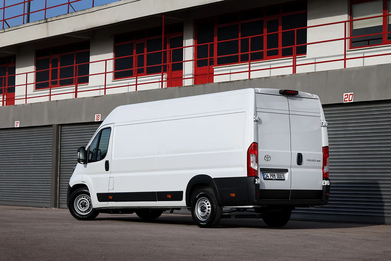 Toyota Proace Max 4