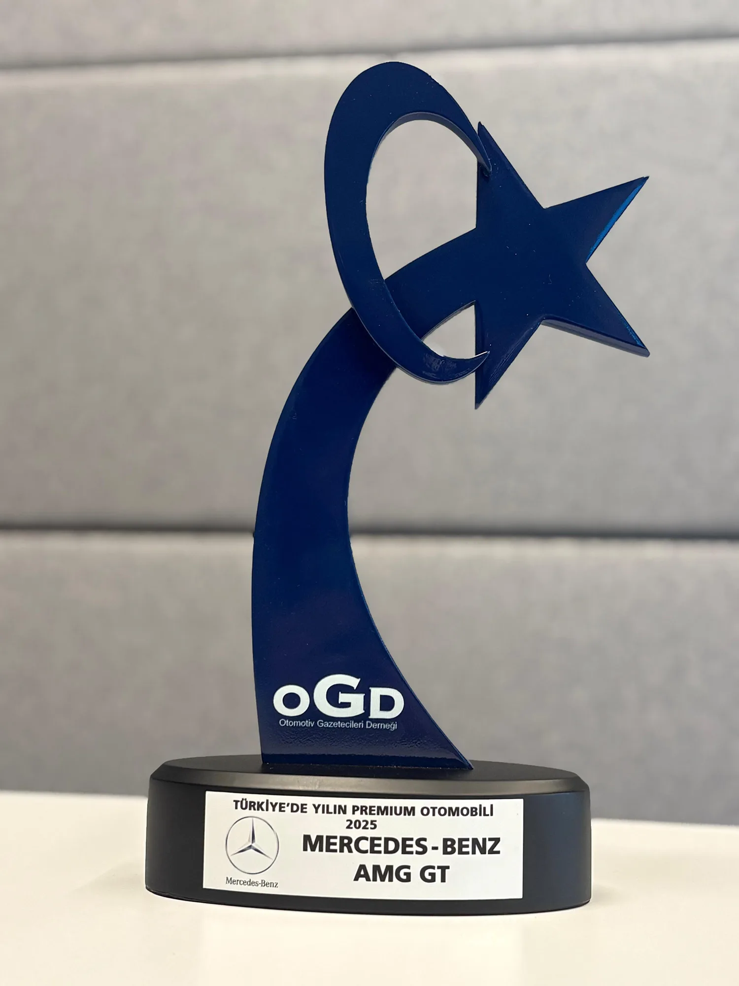 Mercedes Benz OGD Odul