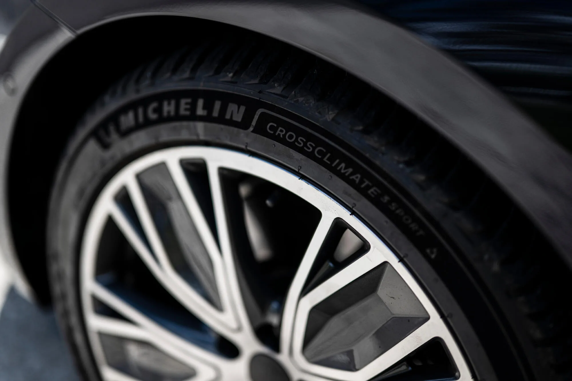 1753505301 cl 180525 michelin 60