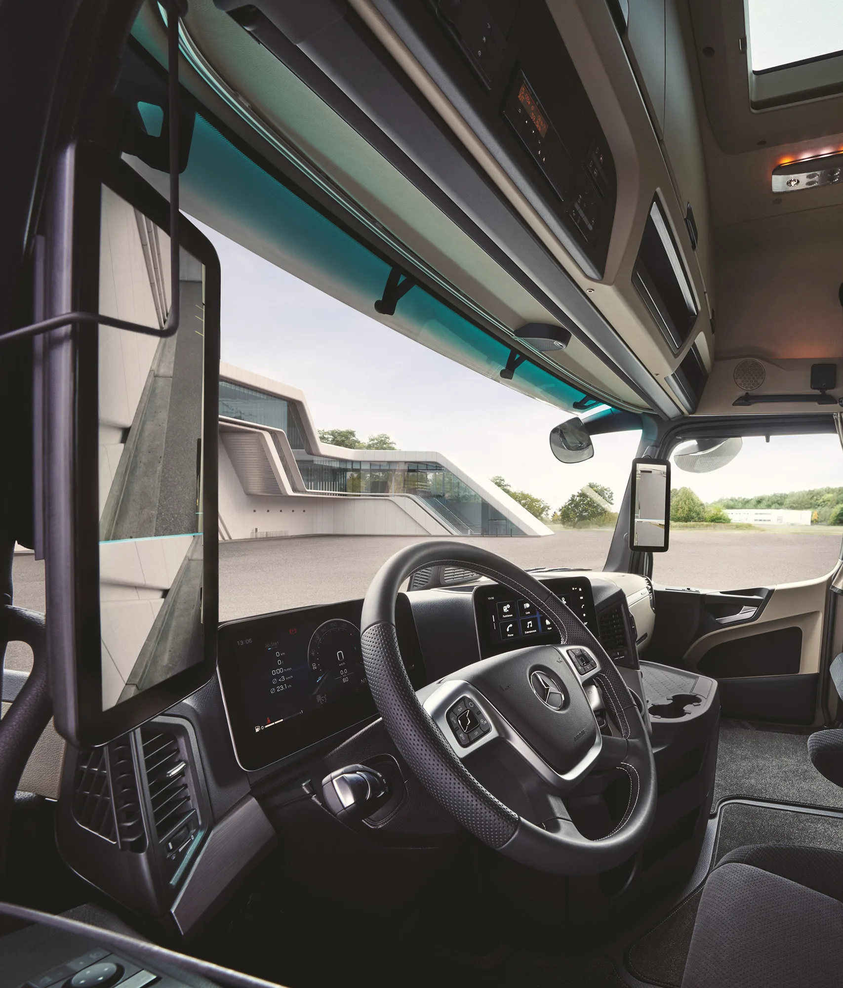Mercedes Benz Turk Yeni Multimedya Kokpit 2 ile Surus Deneyimini Yeniden Tanimliyor 1
