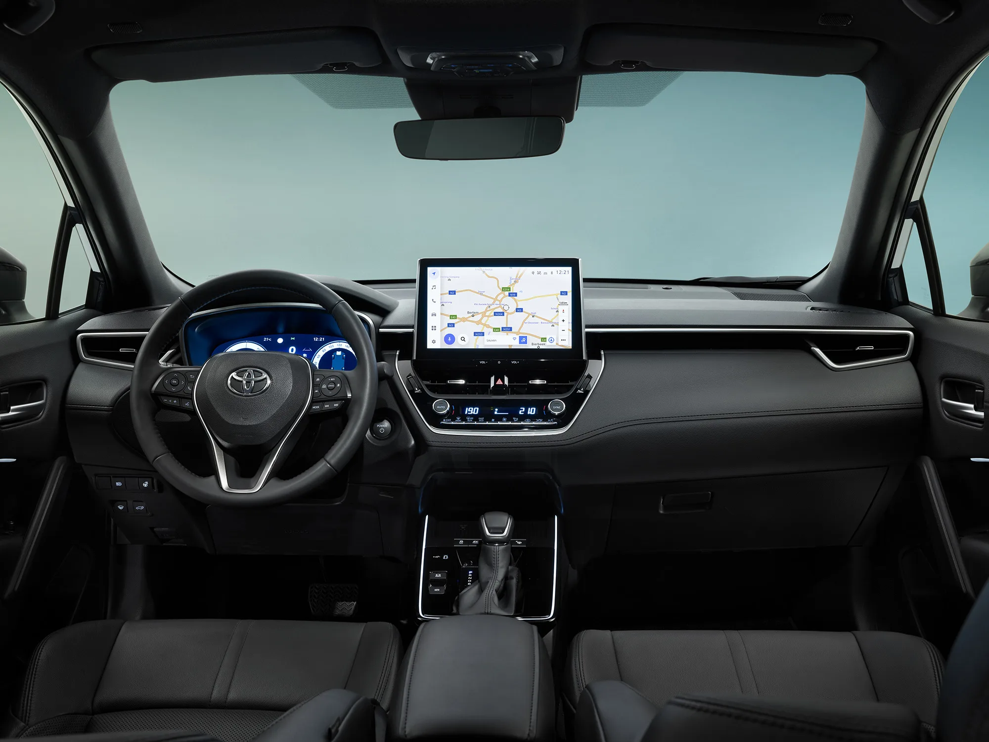 Toyota, Yeni Corolla Cross Hybrid’i Türkiye’de Satışa Sundu 4 Yeni Toyota Corolla Cross Hybrid İç Mekan