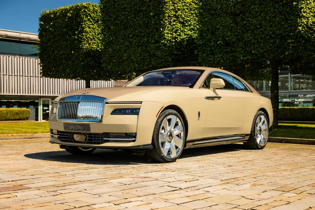 Rolls- Royce Spectre Bailey