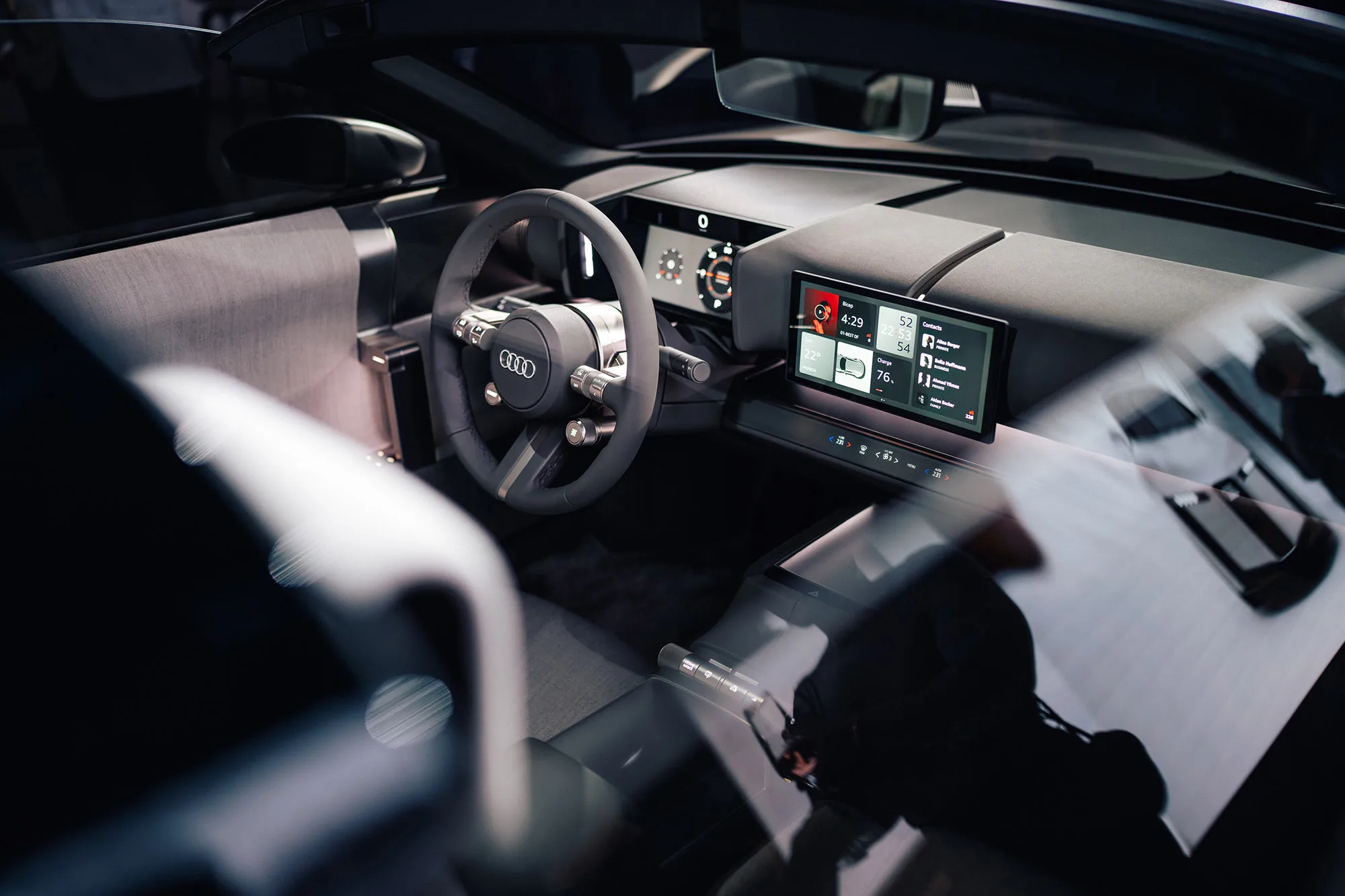 Audi Concept C Londra’yı aydınlattı: Geleceğin Audi tasarım dili tanıtıldı 3 Audi Concept C