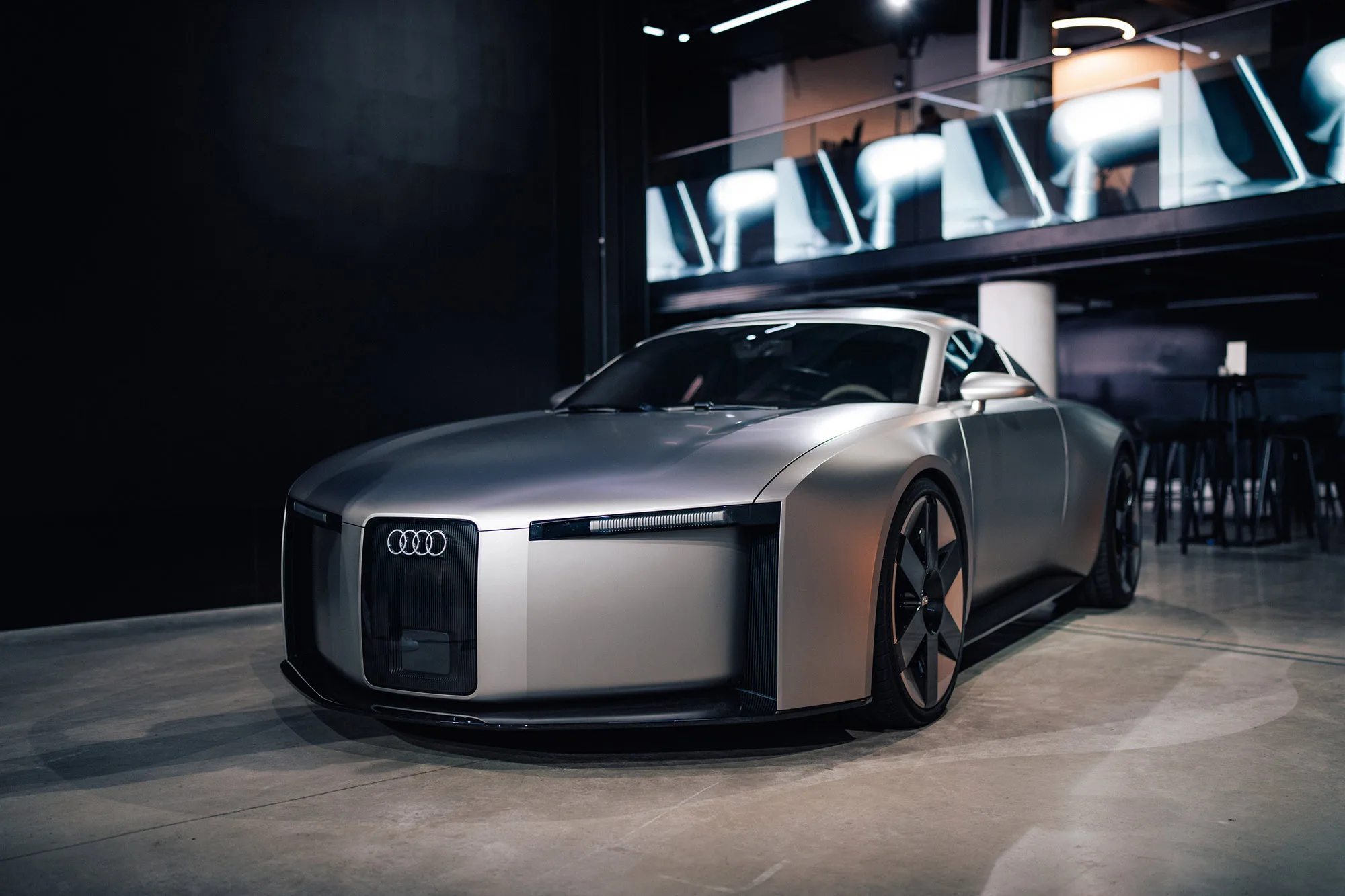 Audi Concept C Londra’yı aydınlattı: Geleceğin Audi tasarım dili tanıtıldı 1 Audi Concept C