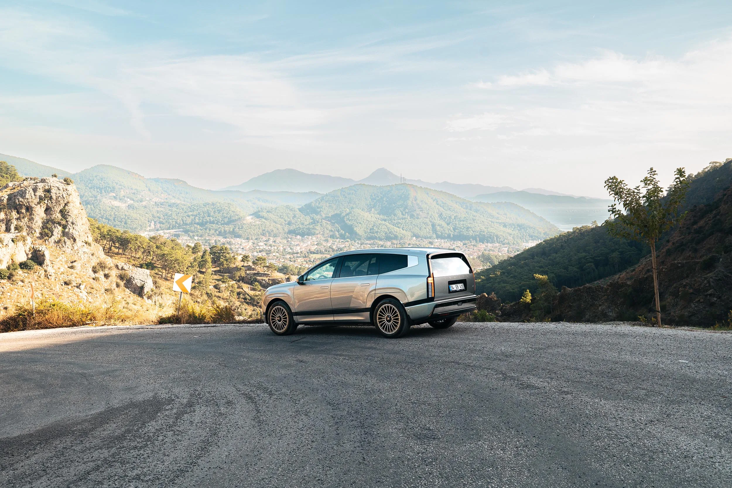 Elektrikli Hyundai’lerin amiral gemisi: Yeni Hyundai Ioniq 9 Türkiye’de 3 Ioniq 9