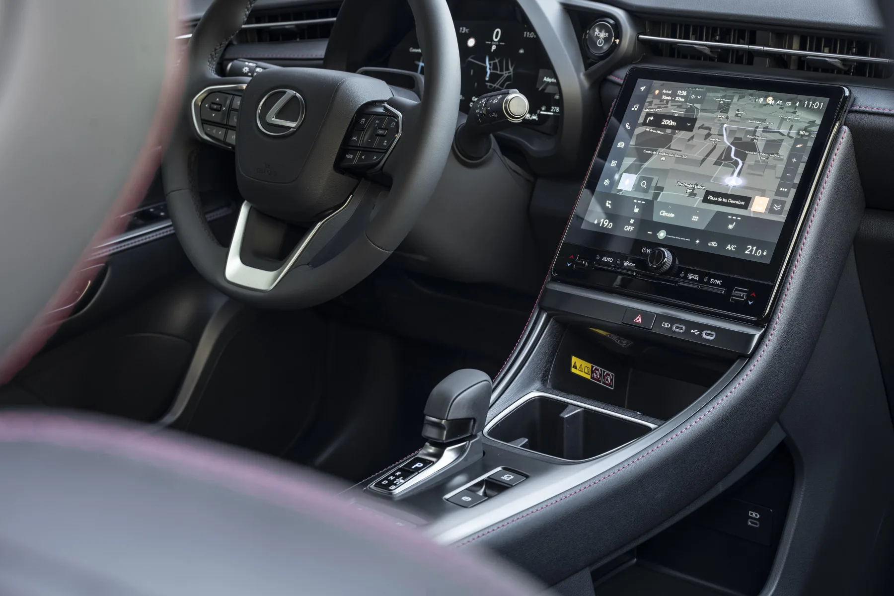 Lexus LBX: Sıra dışı SUV, Bir ödül daha kazandı! 3 Lexus LBX