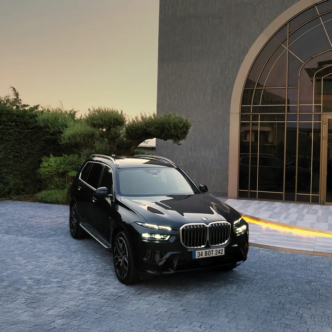 BMW X5 ve BMW X7 Türkiye yollarında: Lüks ve performansın zirvesi 1 BMW X7