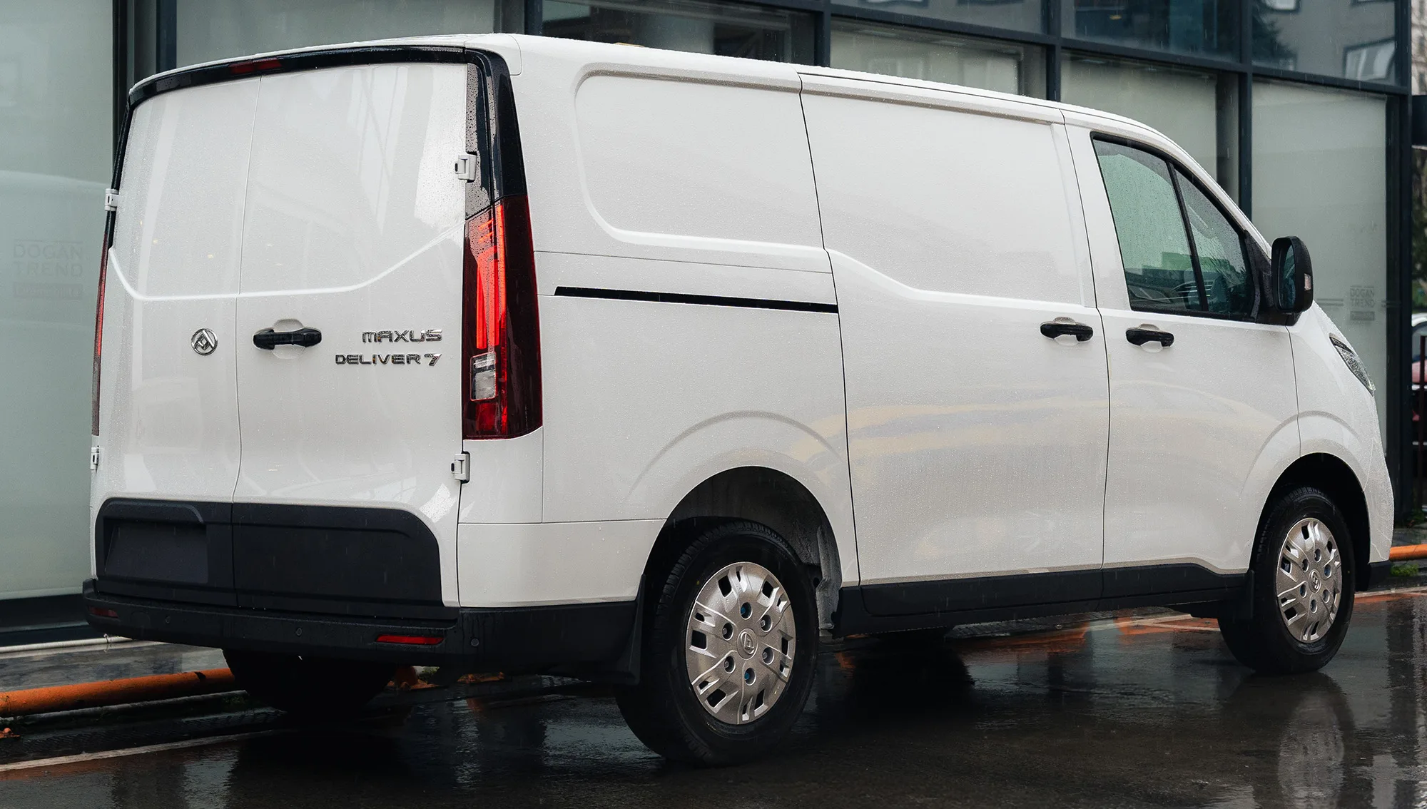 Şehir içi ticarete yeni bir soluk: Maxus DELIVER 7 L1H1 2 Maxus DELIVER 7 L1H1 2