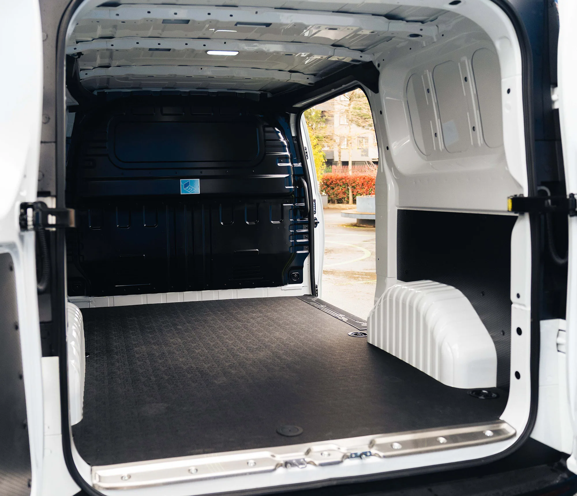 Şehir içi ticarete yeni bir soluk: Maxus DELIVER 7 L1H1 1 Maxus DELIVER 7 L1H1 3