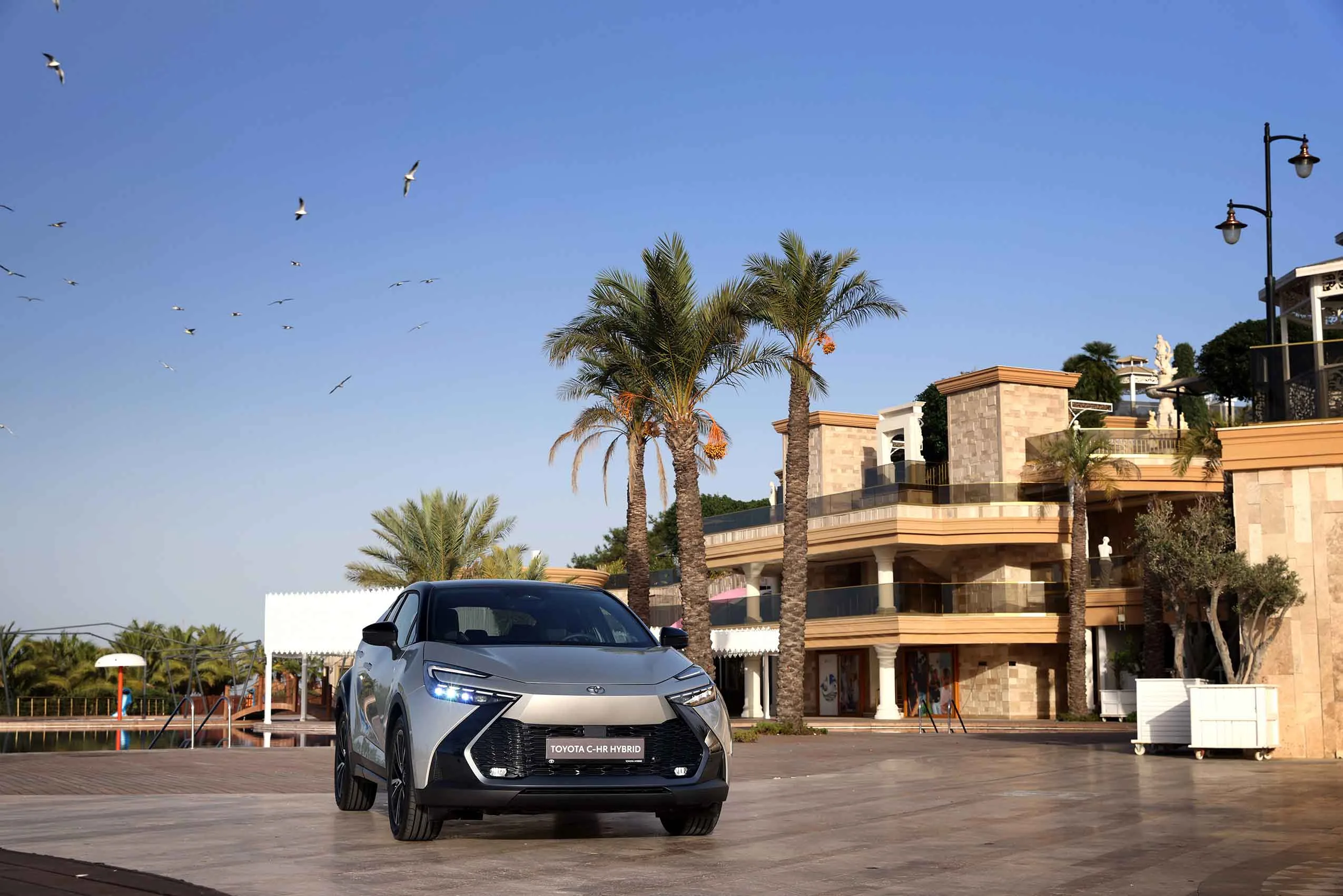 Toyota C-HR Hybrid 
