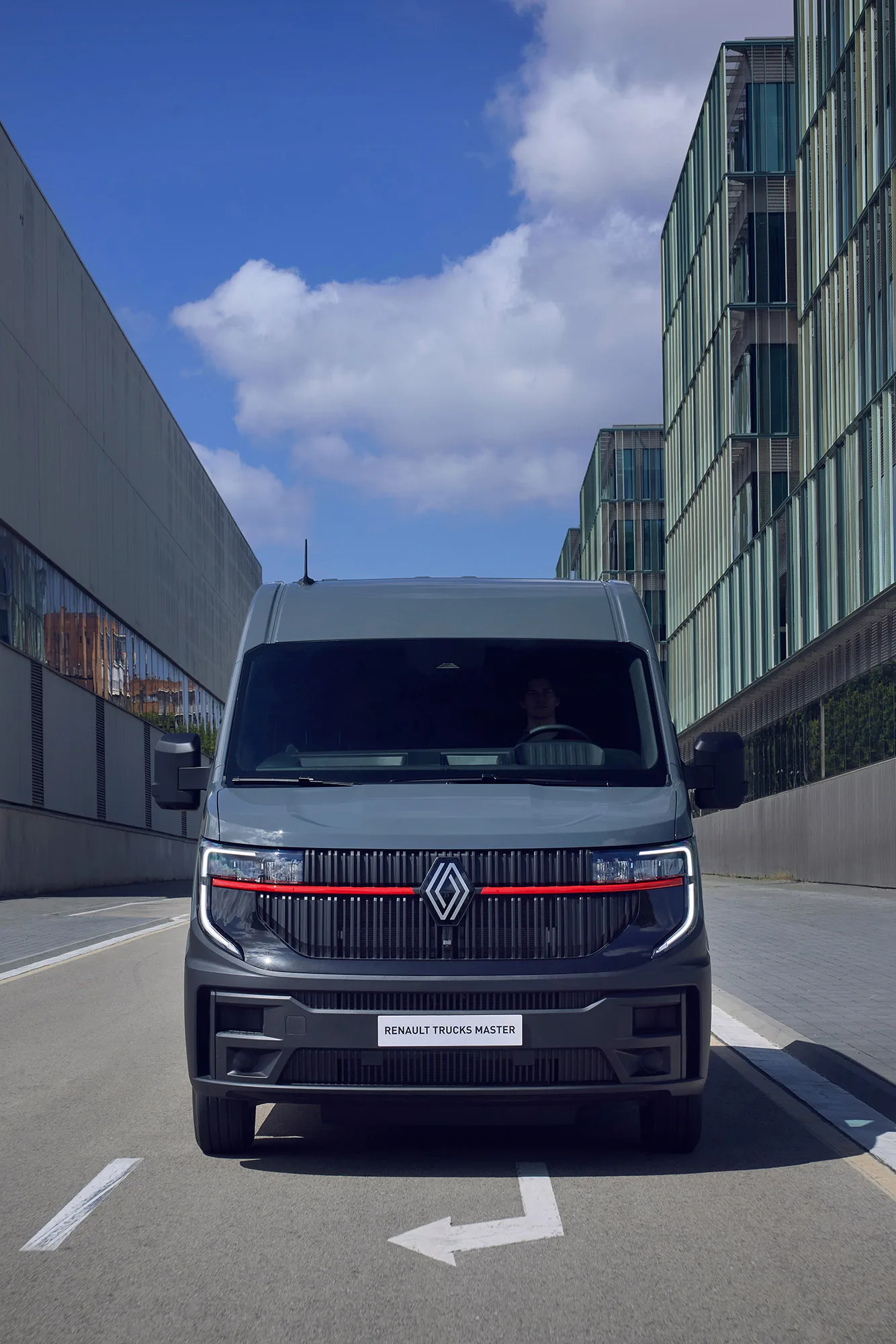 Renault Trucks Türkiye: Master Red EDITION 