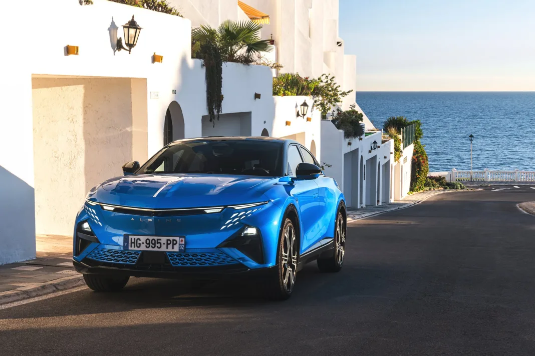 Alpine A390