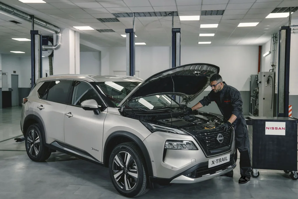 Nissan F275 Service advisor XTRAIL